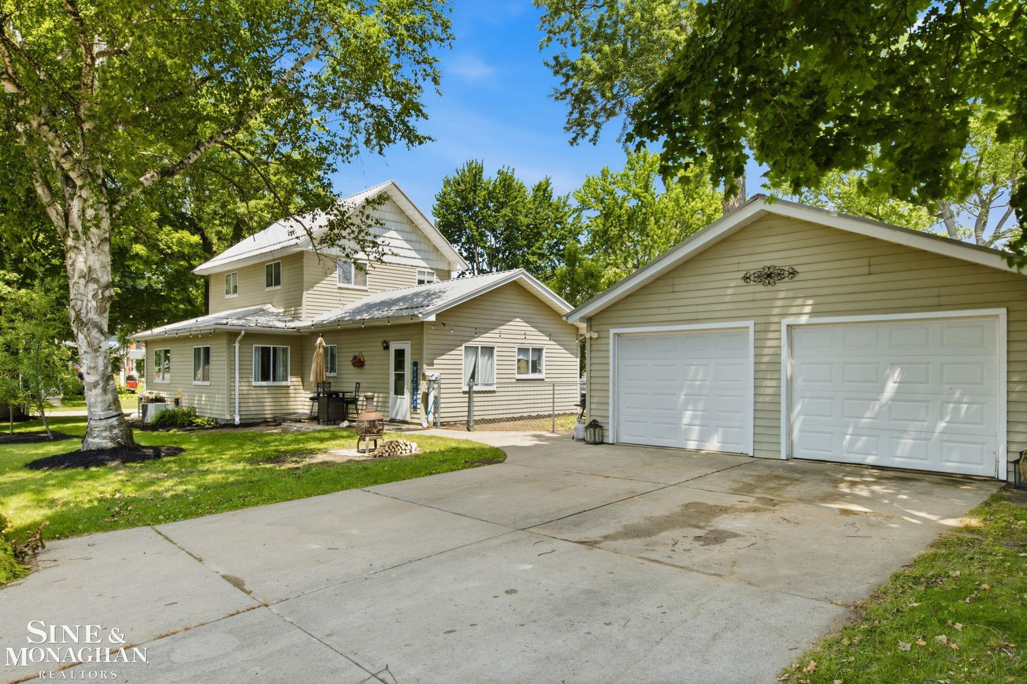 732 N 9th St Street, MI 48079 — Photo 3