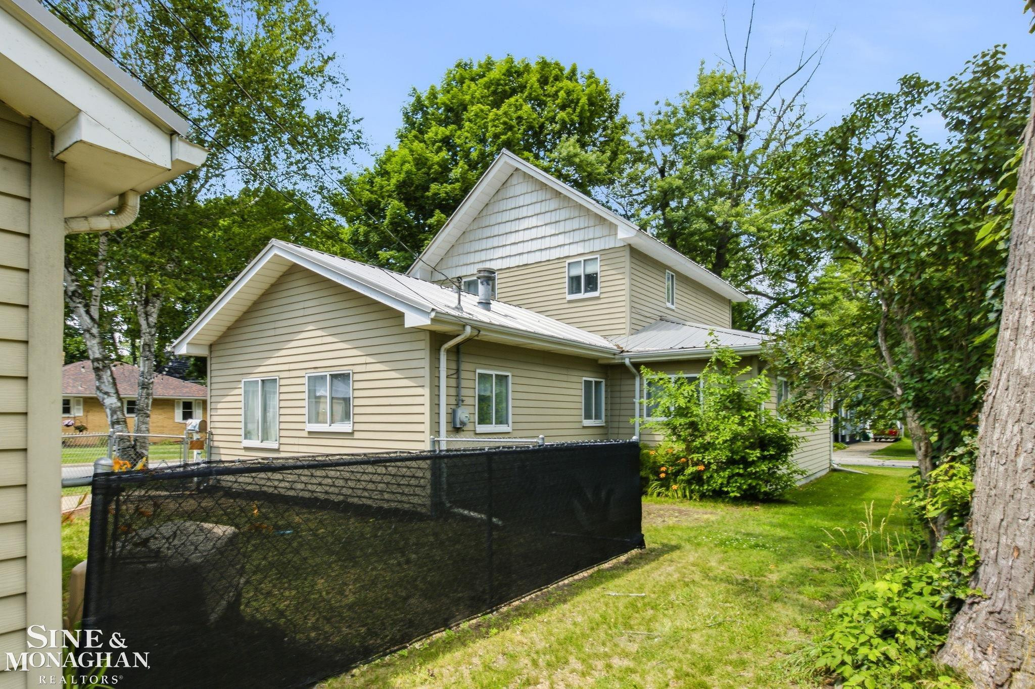732 N 9th St Street, MI 48079 — Photo 29
