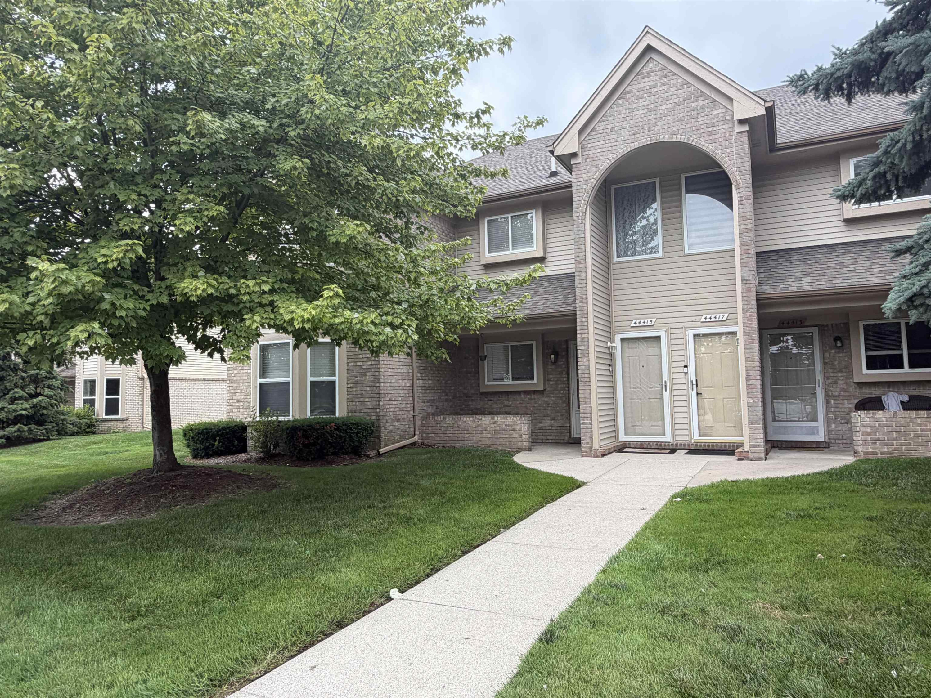44411 Sunnyside Drive, Sterling Heights, MI 48313 — front exterior