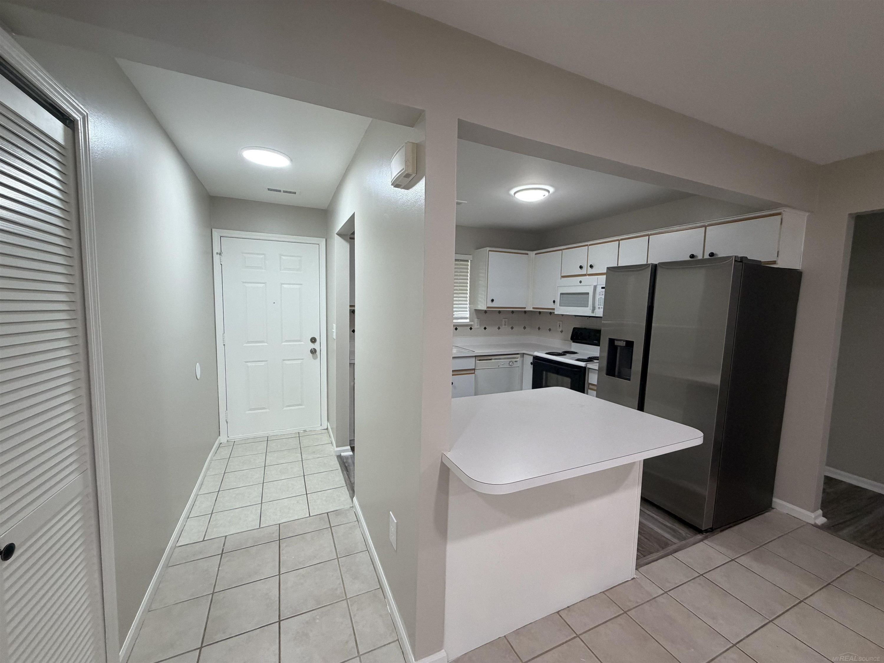 44411 Sunnyside Drive, Sterling Heights, MI 48313 — Photo 3