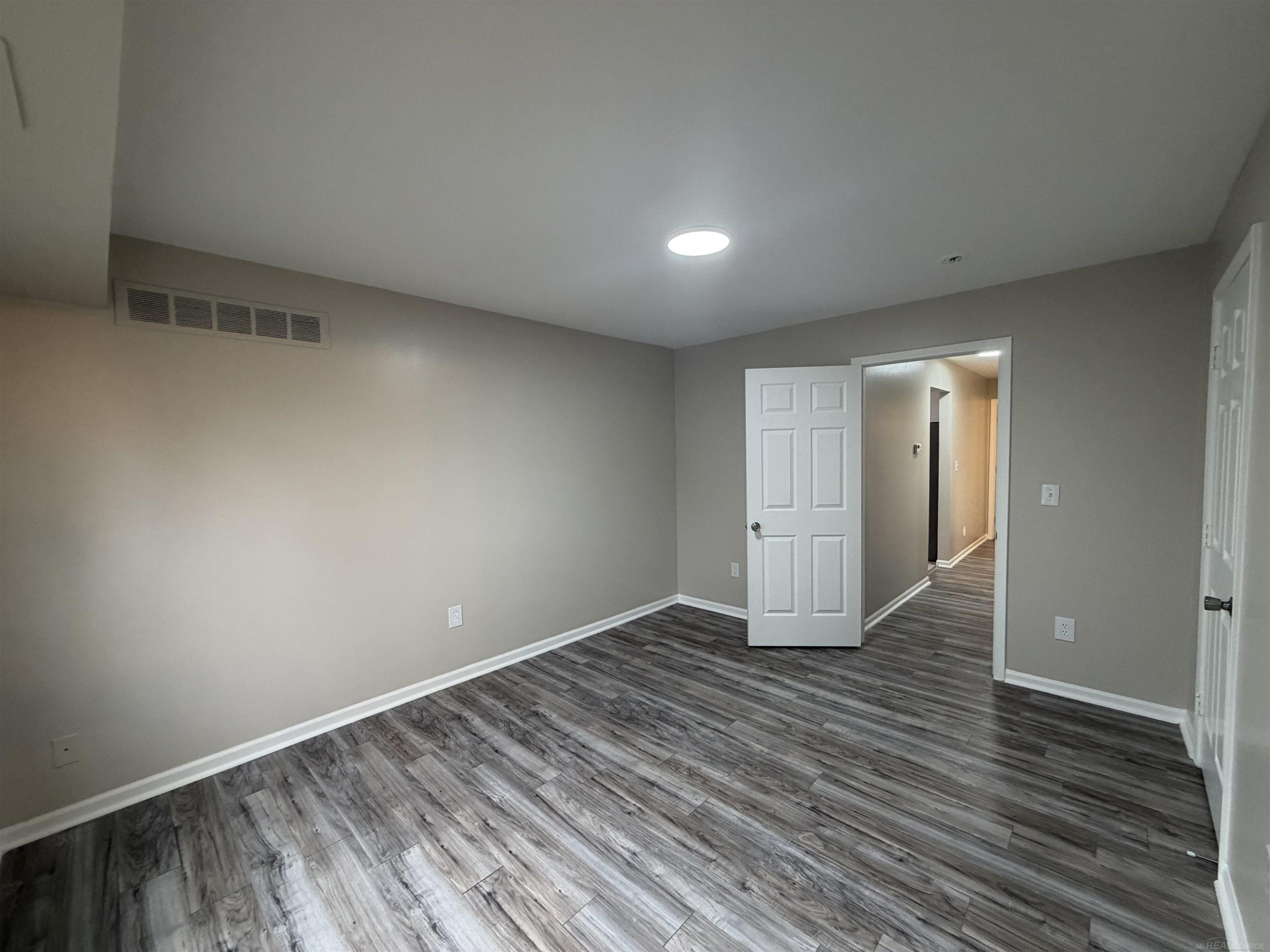 44411 Sunnyside Drive, Sterling Heights, MI 48313 — Photo 15