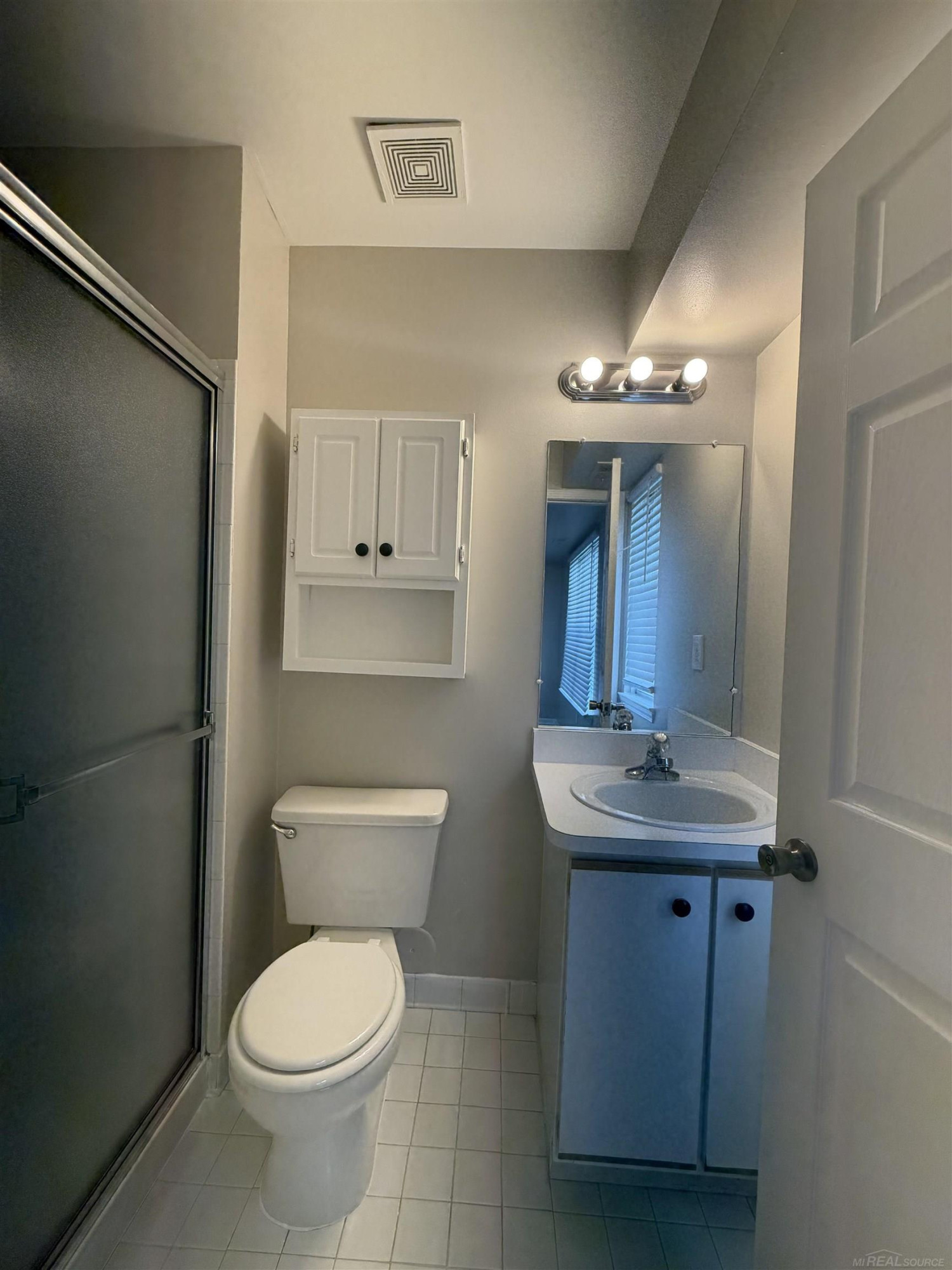 44411 Sunnyside Drive, Sterling Heights, MI 48313 — Photo 16