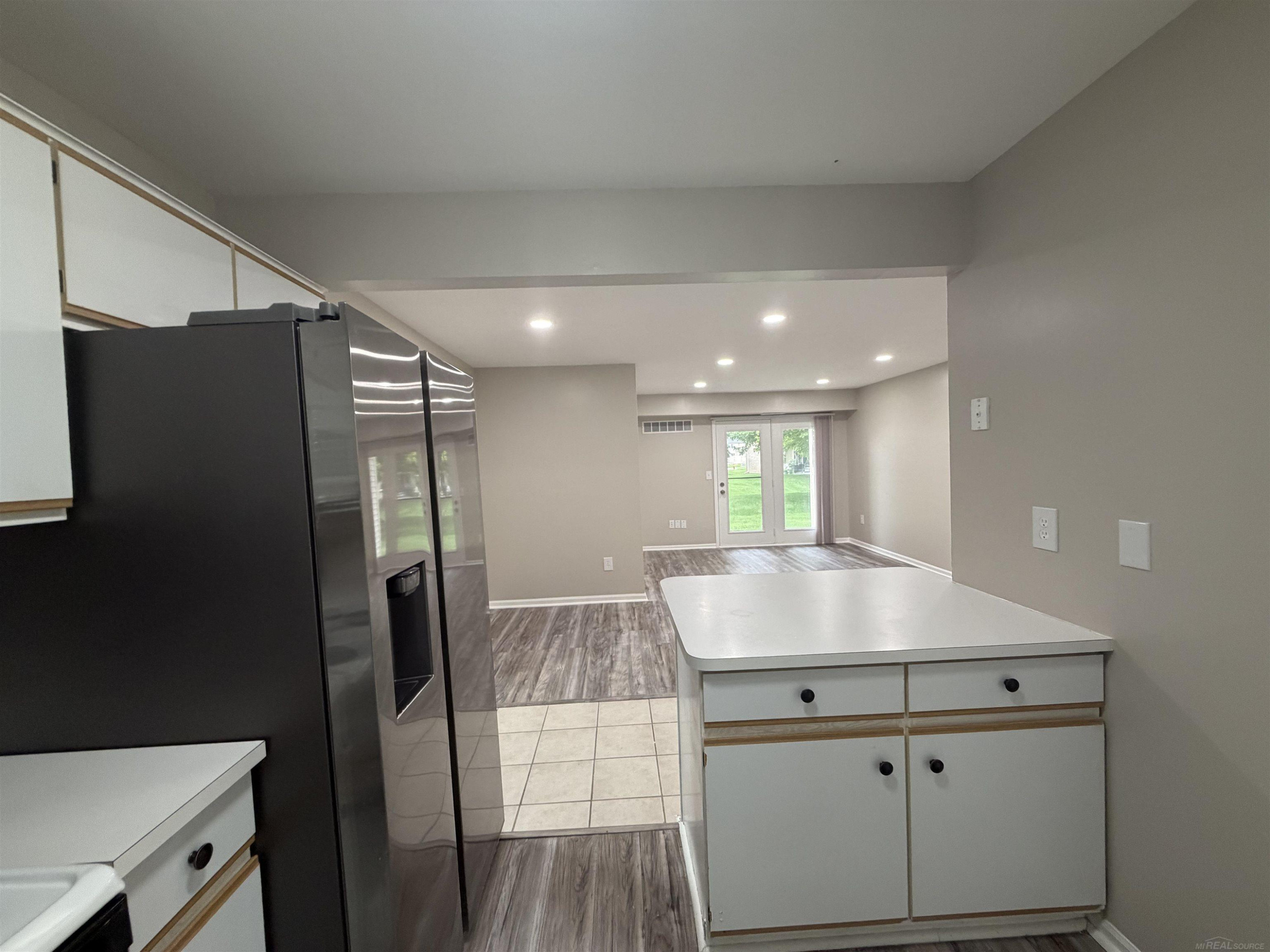 44411 Sunnyside Drive, Sterling Heights, MI 48313 — Photo 23