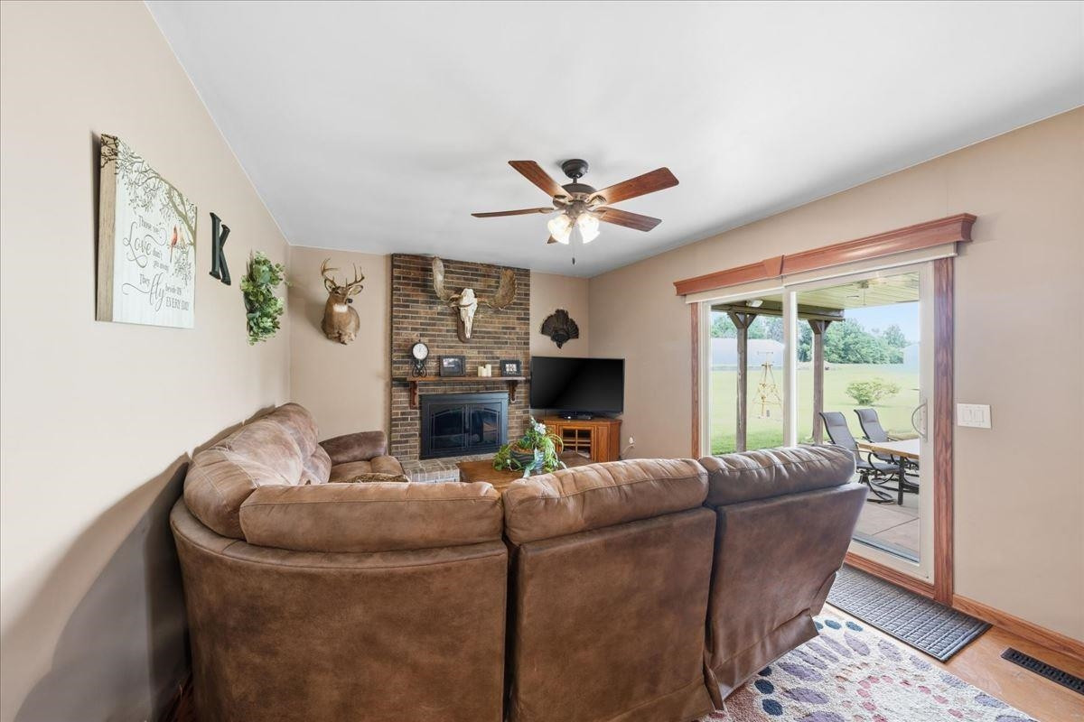 9166 Meisner Road, MI 48064 — Photo 12