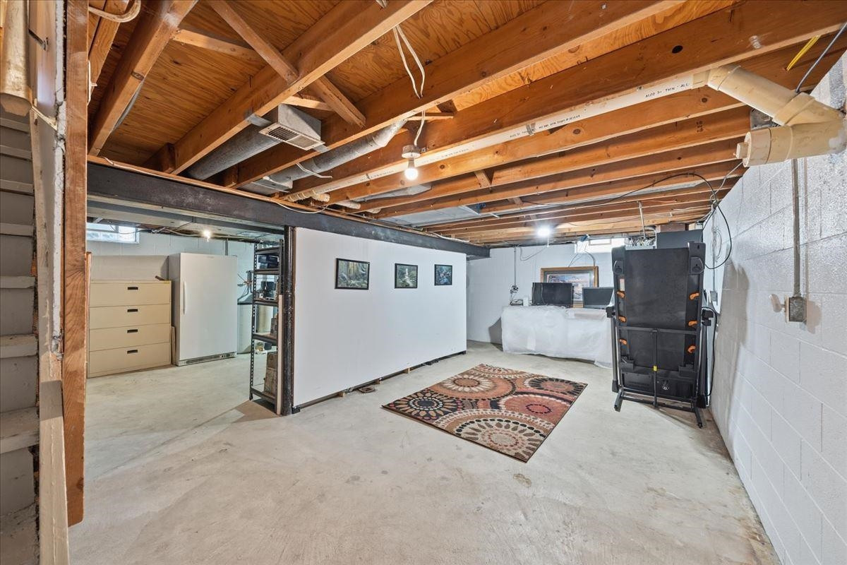 9166 Meisner Road, MI 48064 — Photo 20