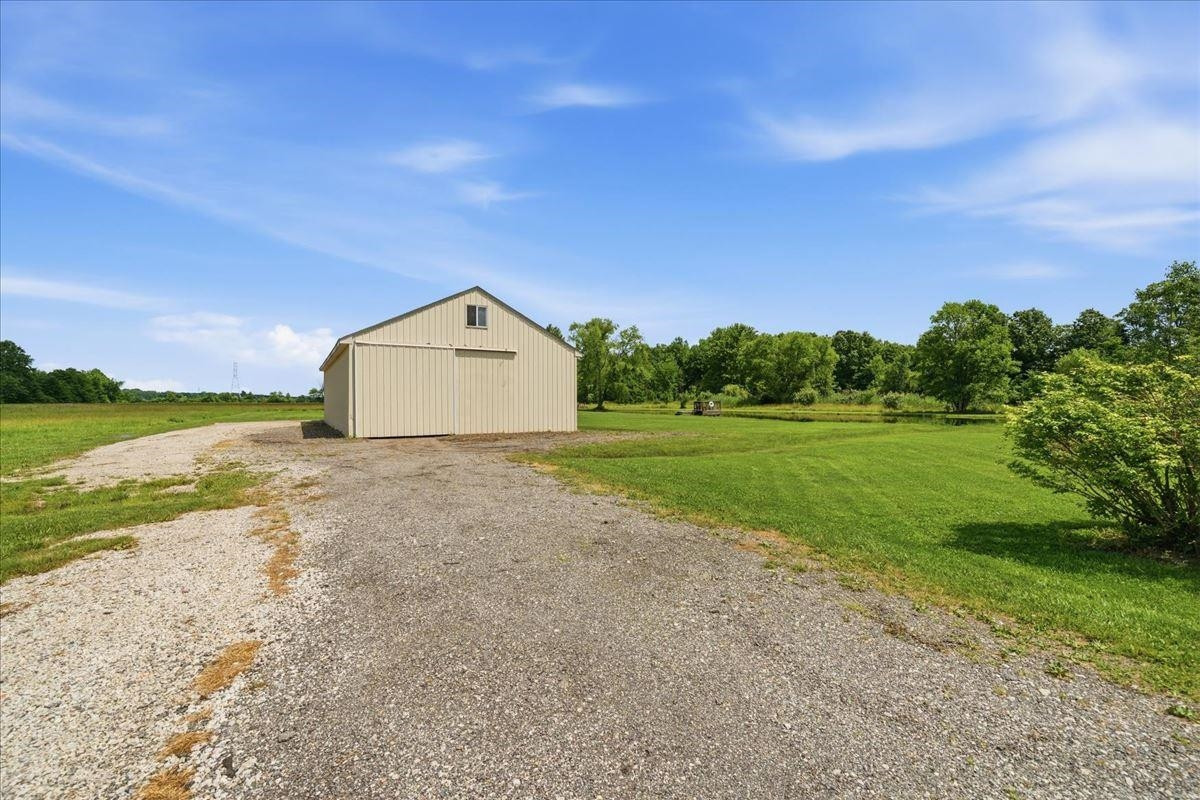 9166 Meisner Road, MI 48064 — Photo 25
