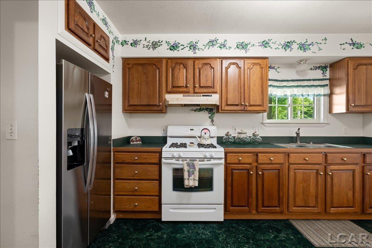 808 S Winter Street, Adrian, MI 49221 — Photo 5