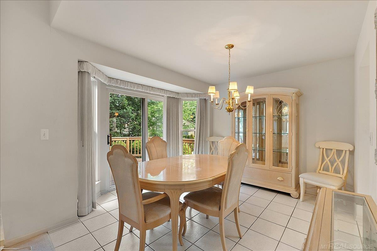 43350 Cove Drive, Clinton Twp, MI 48038 — Photo 11