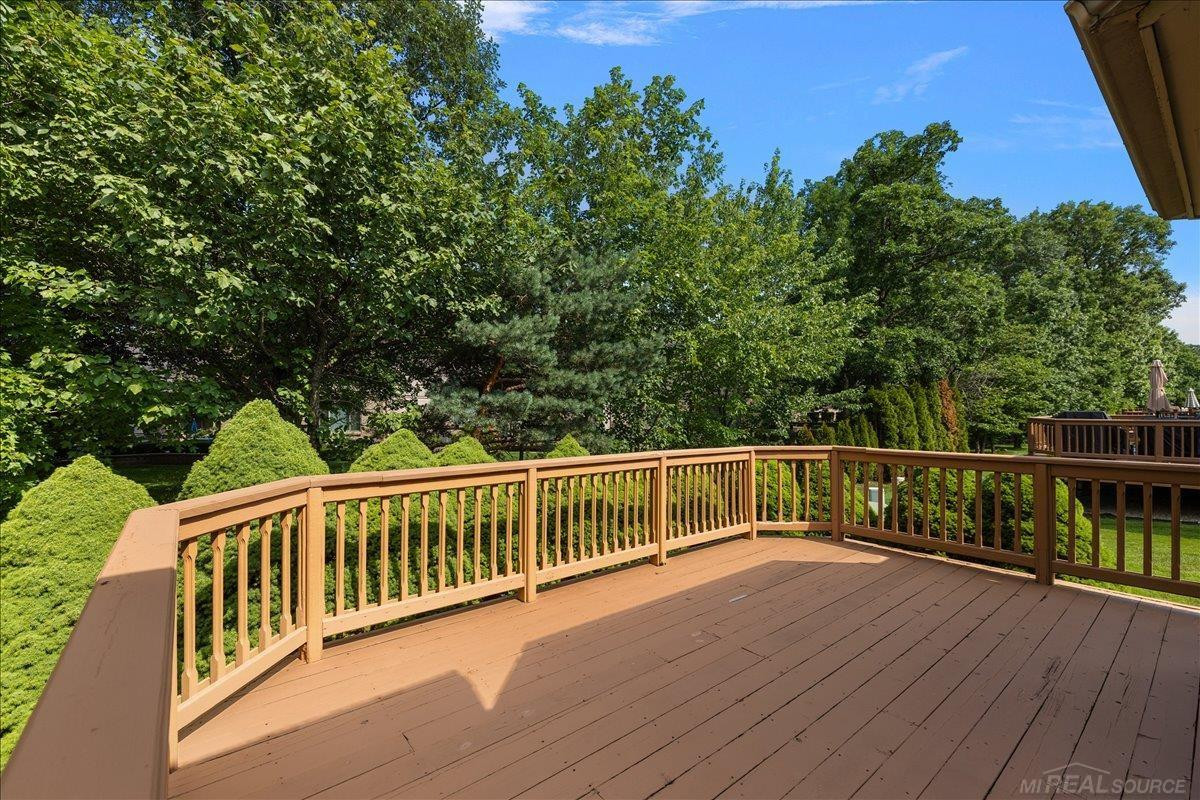 43350 Cove Drive, Clinton Twp, MI 48038 — Photo 48