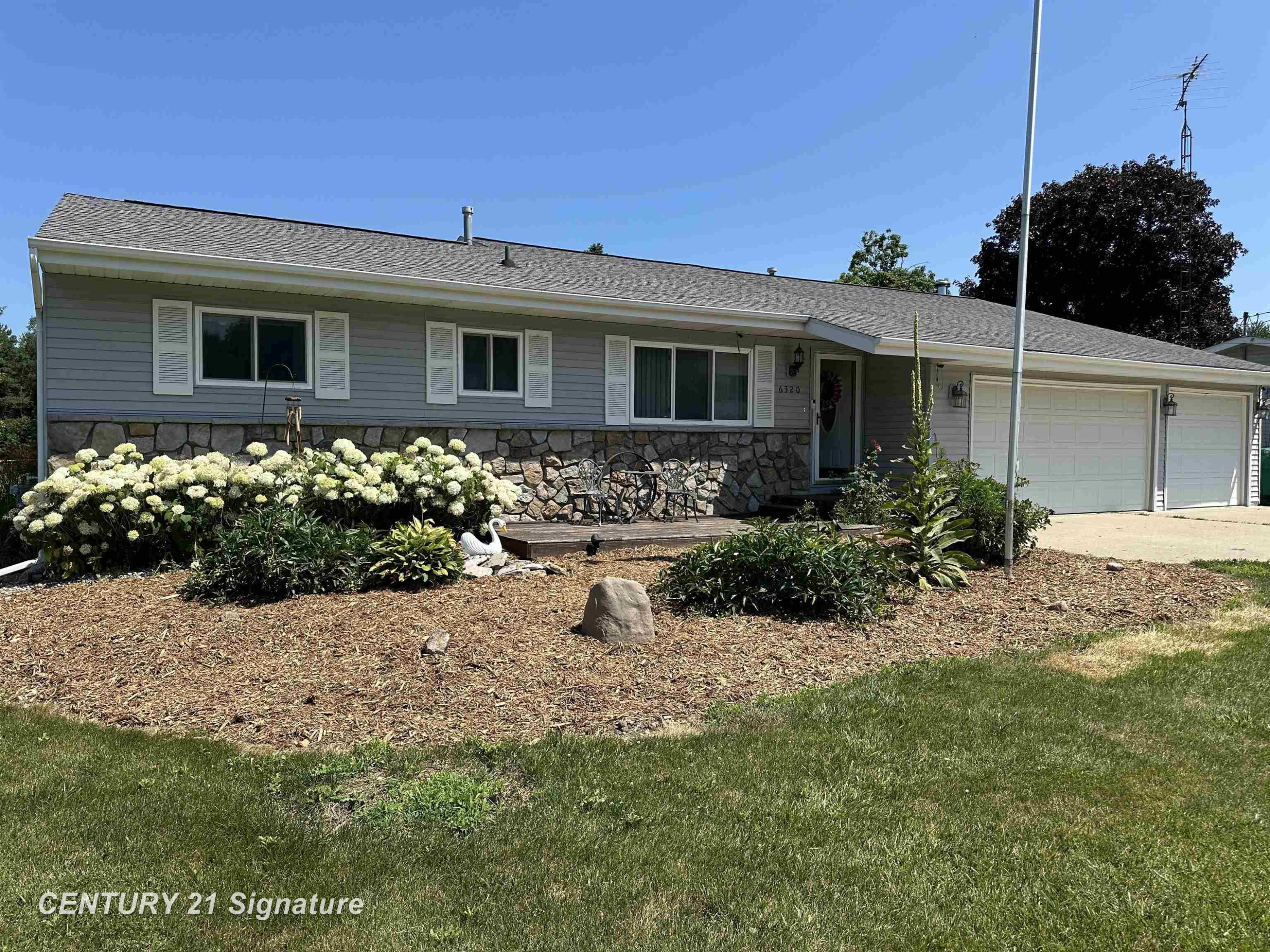 6320 W Frances Road, Clio, MI 48420 — Photo 4