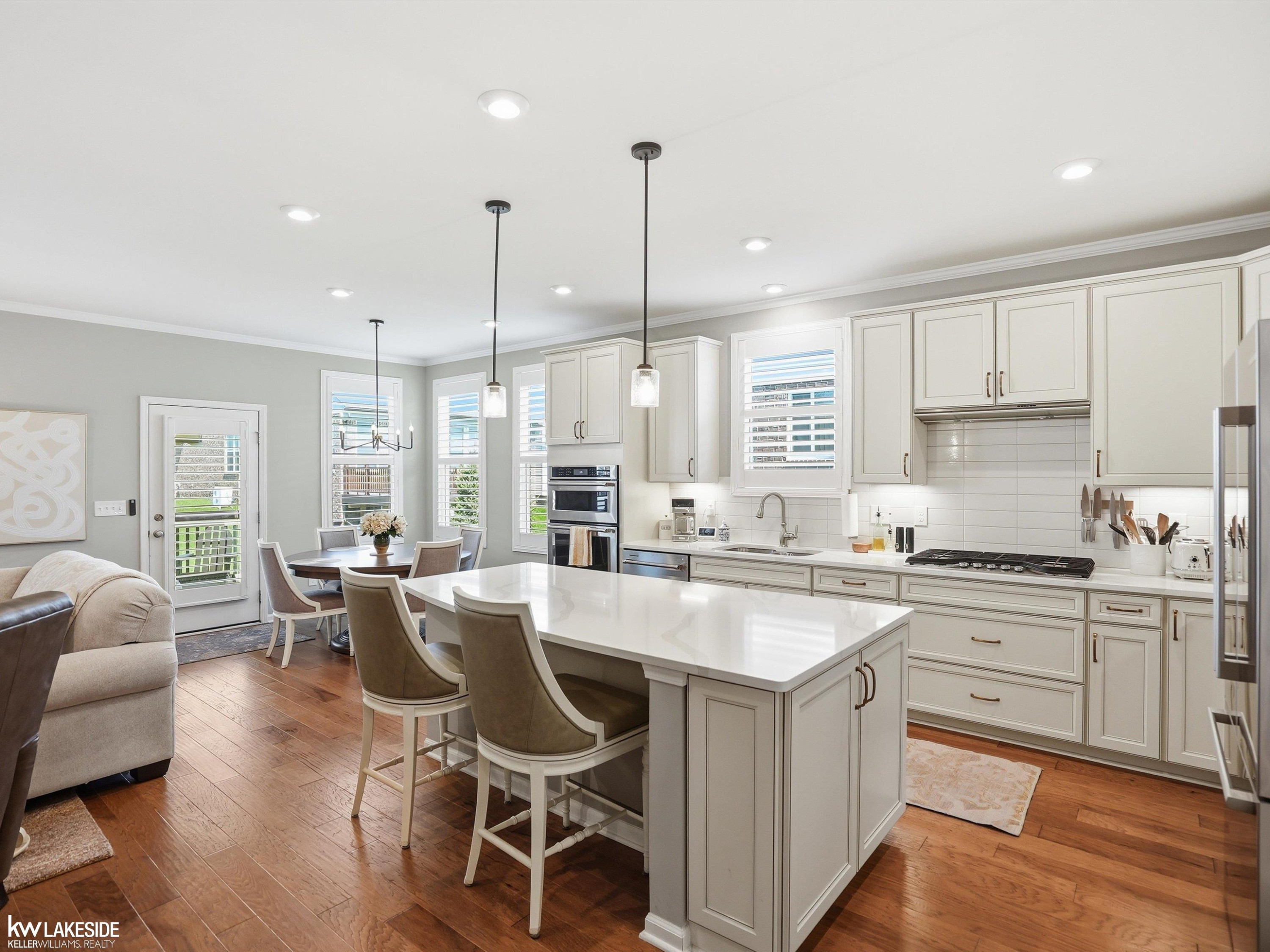 40617 TULIP TRCE, Clinton Twp, MI 48036 — Photo 4