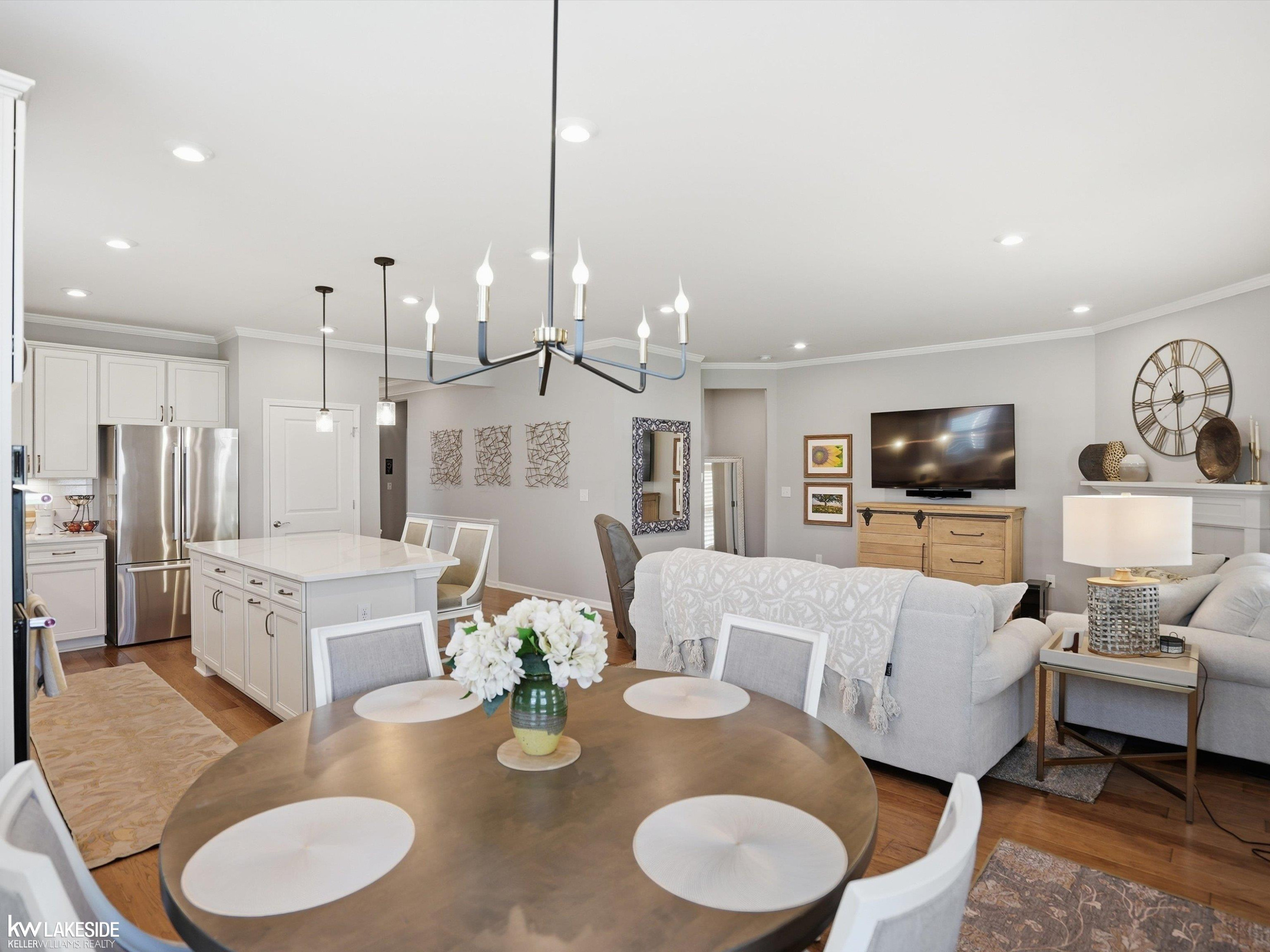 40617 TULIP TRCE, Clinton Twp, MI 48036 — Photo 10