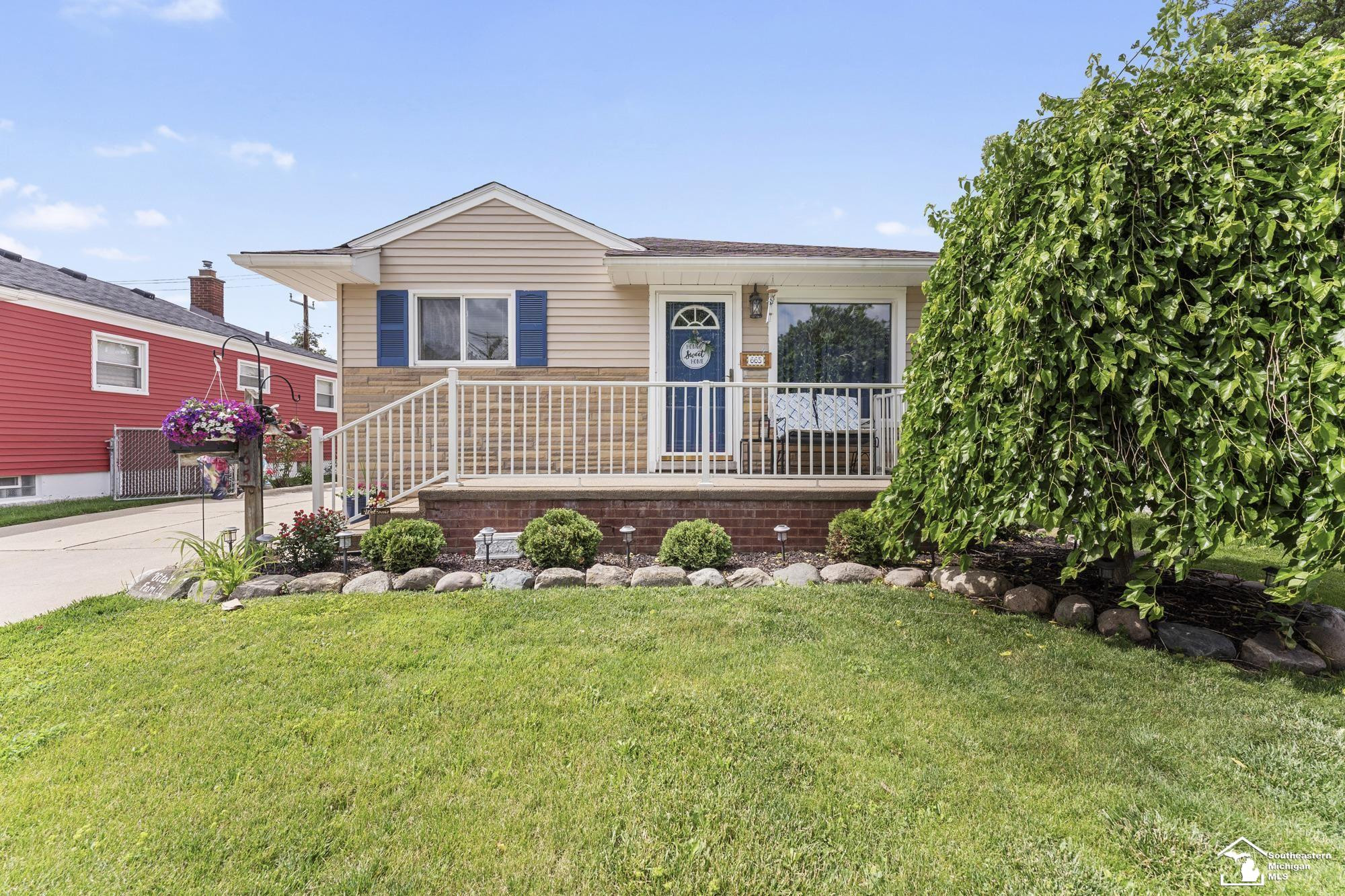 665 Park Avenue, Lincoln Park, MI 48146 — Photo 2