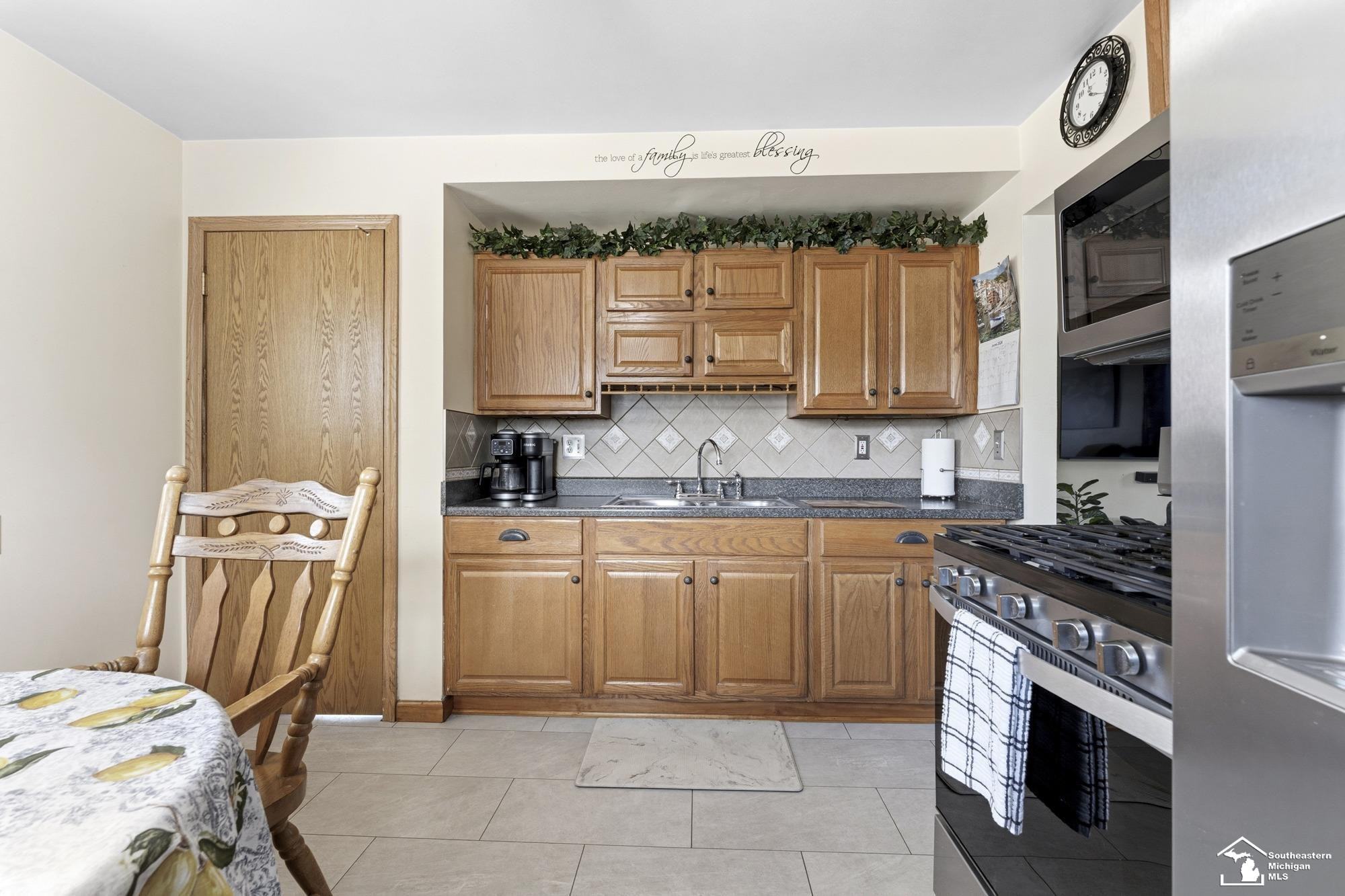 665 Park Avenue, Lincoln Park, MI 48146 — Photo 7
