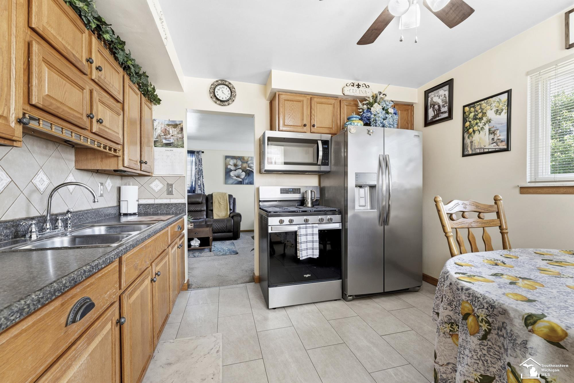 665 Park Avenue, Lincoln Park, MI 48146 — Photo 8