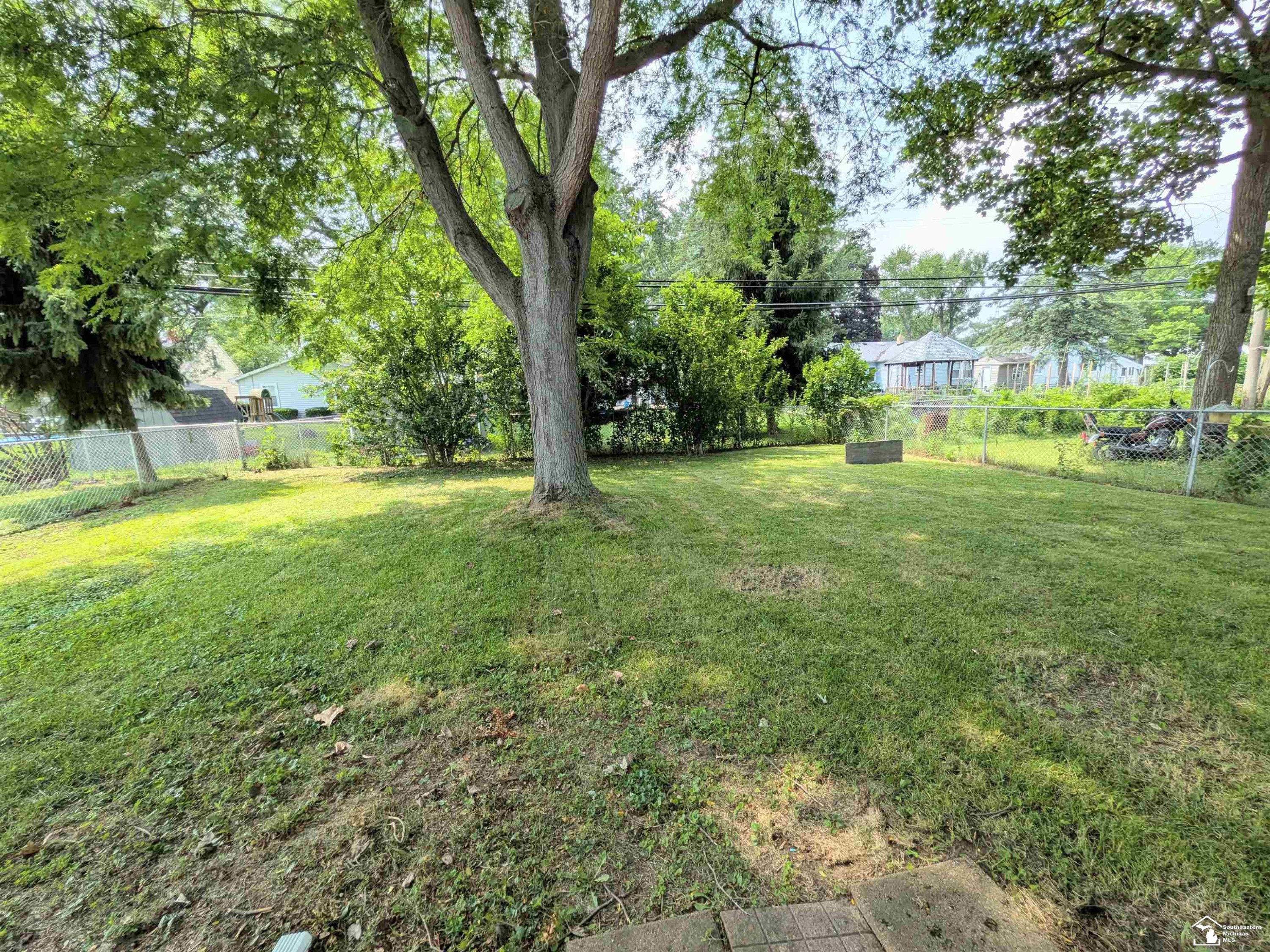 1957 Vivian Road, Monroe, MI 48162 — Photo 21