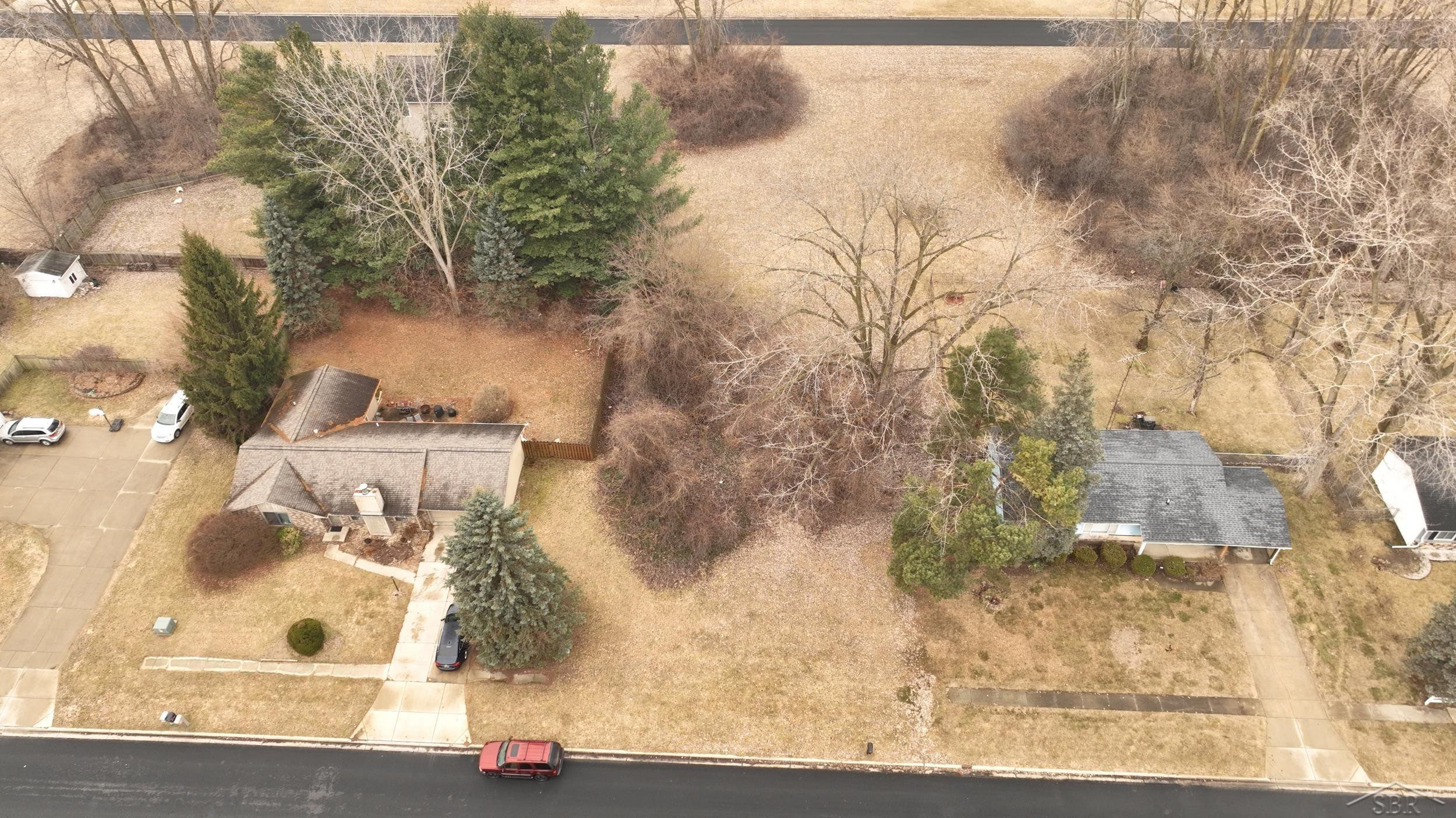 3303 Sun Valley Drive, Saginaw, MI 48601 — Photo 3