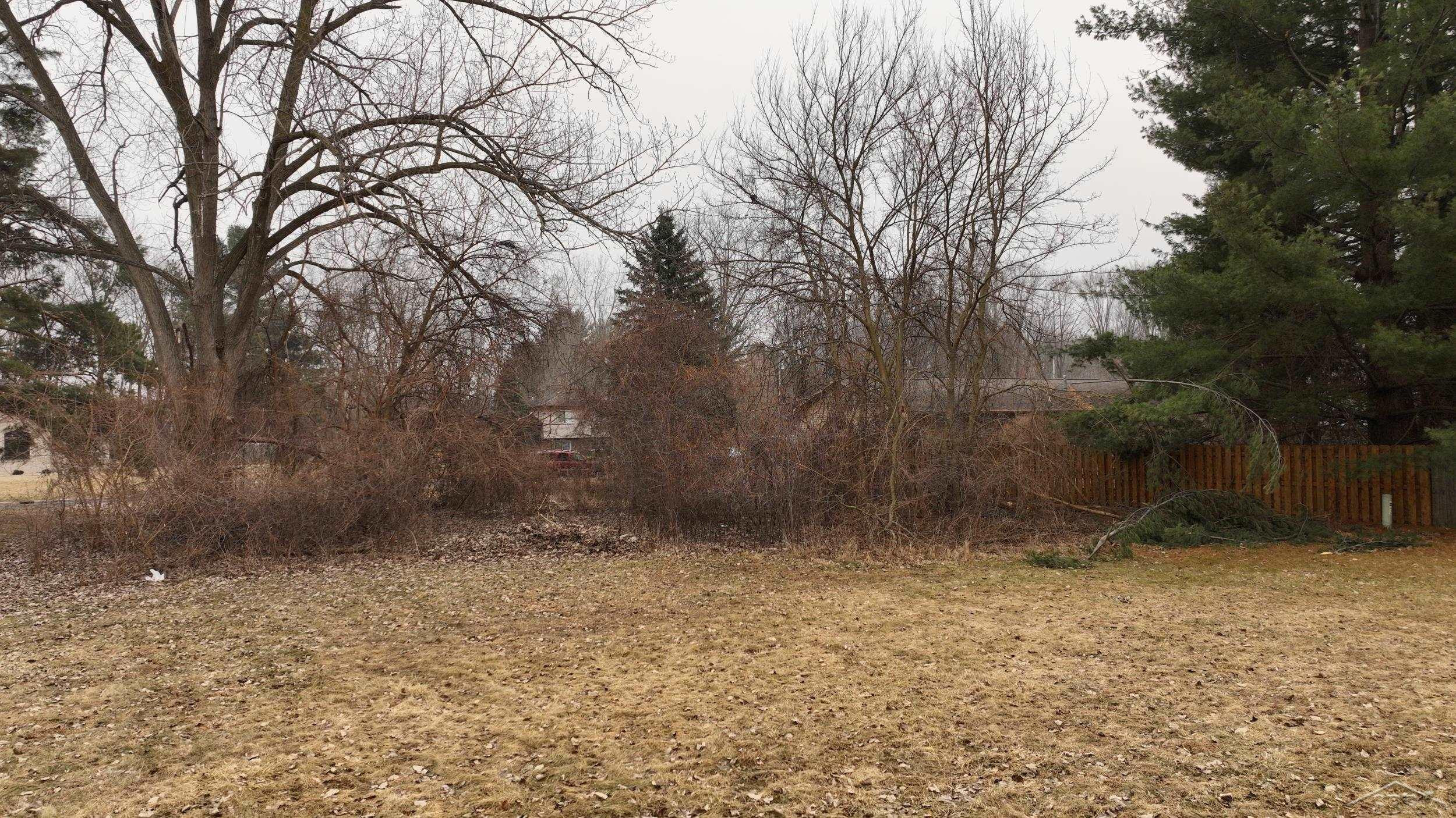 3303 Sun Valley Drive, Saginaw, MI 48601 — Photo 5