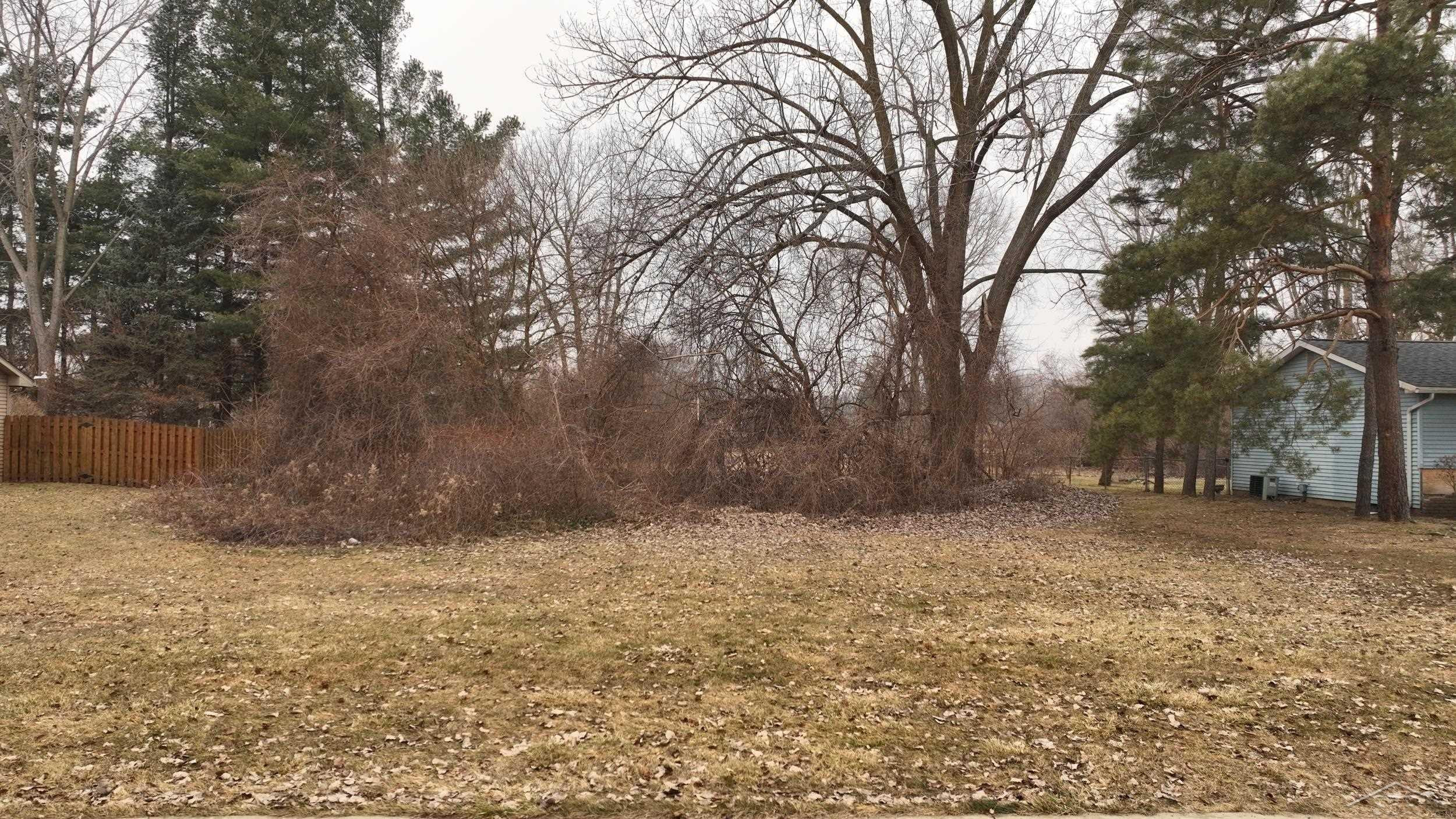 3303 Sun Valley Drive, Saginaw, MI 48601 — Photo 8