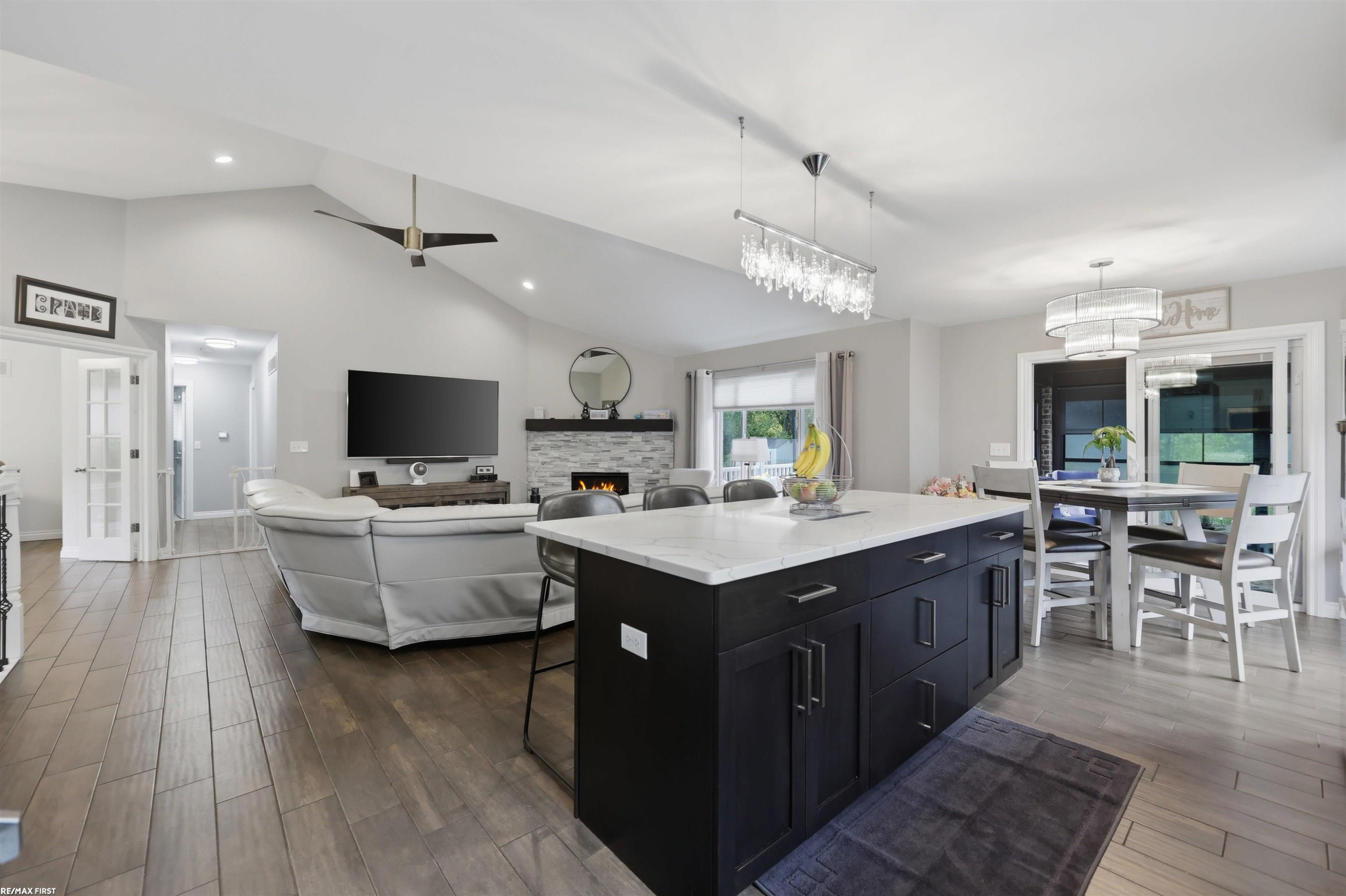 51341 Caroline Drive, New Baltimore, MI 48047 — Photo 12