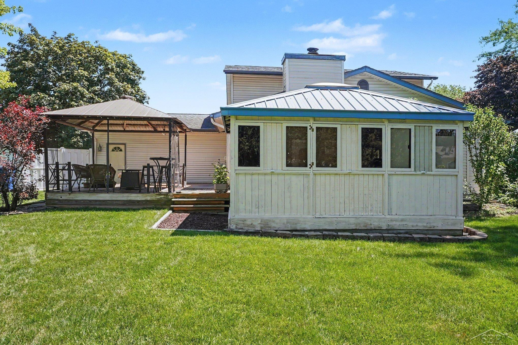 831 Mayflower Drive, Saginaw, MI 48638 — Photo 30