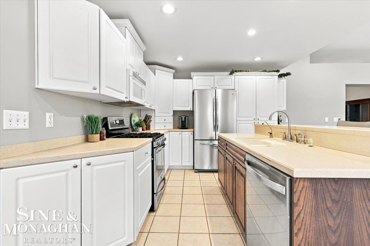 8113 Adair Road, MI 48064 — Photo 15