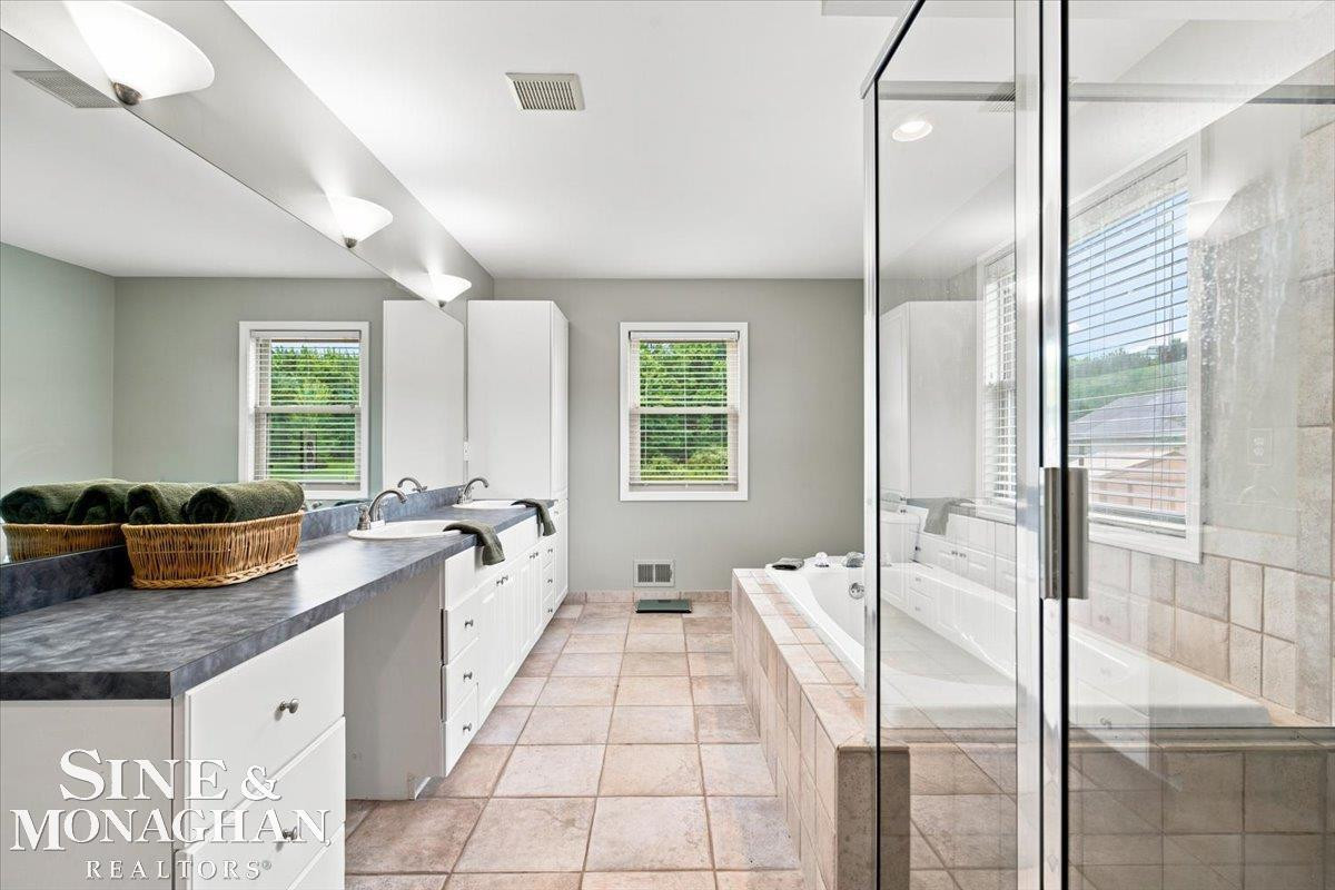 8113 Adair Road, MI 48064 — Photo 25