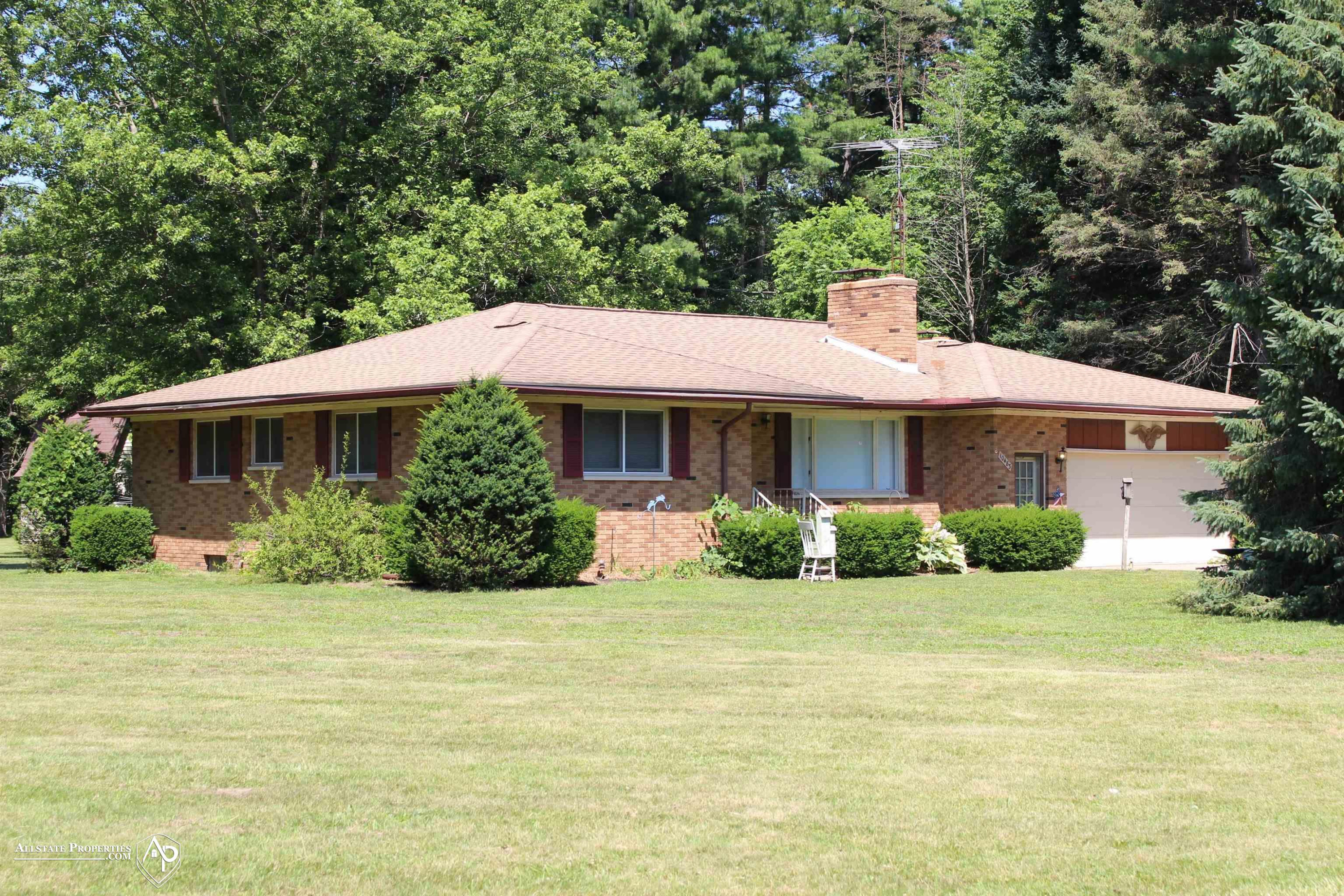 10483 Elms Road, Montrose, MI 48457 — Photo 2