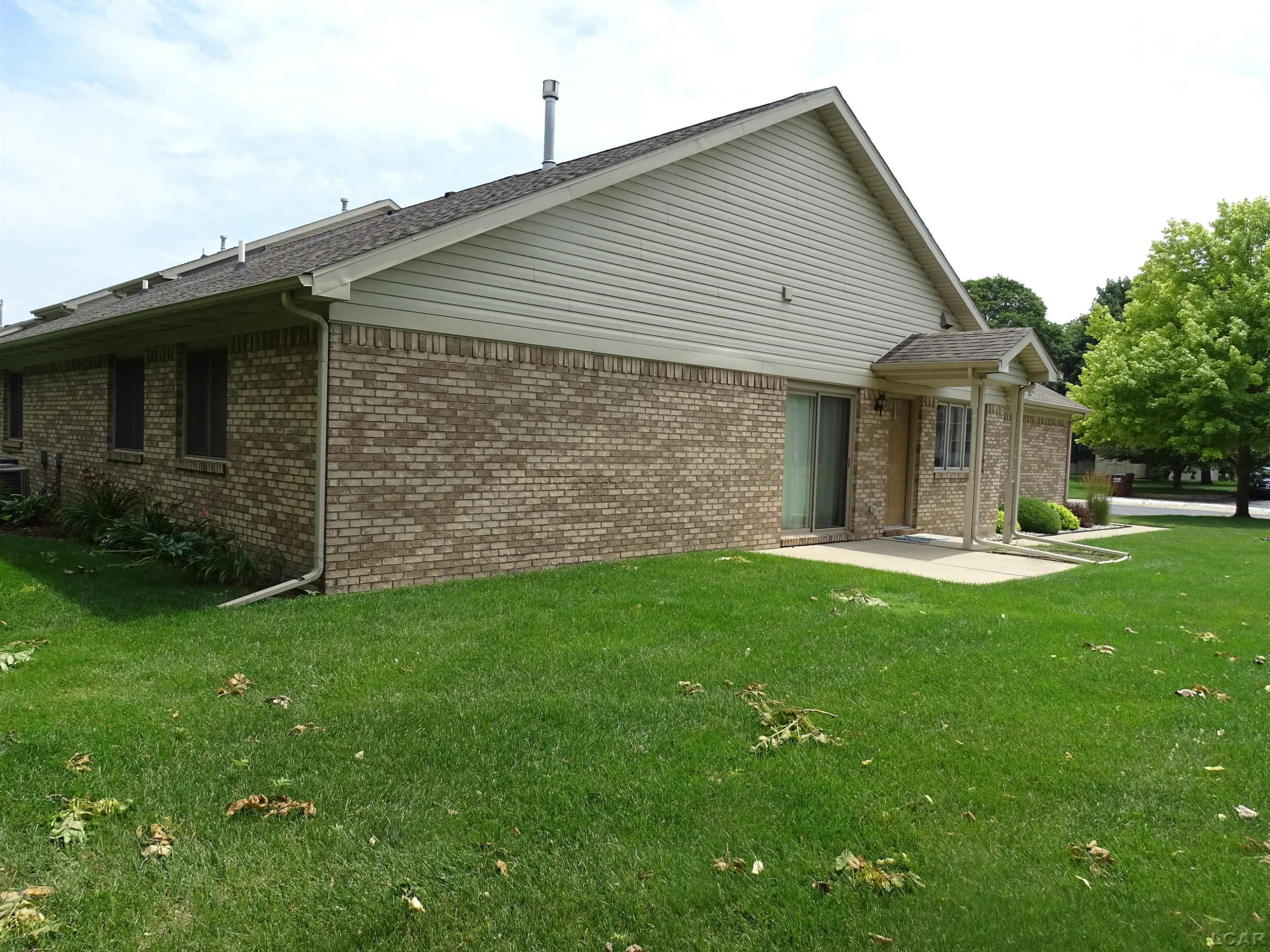 901 May Drive, Monroe, MI 48161 — Photo 5