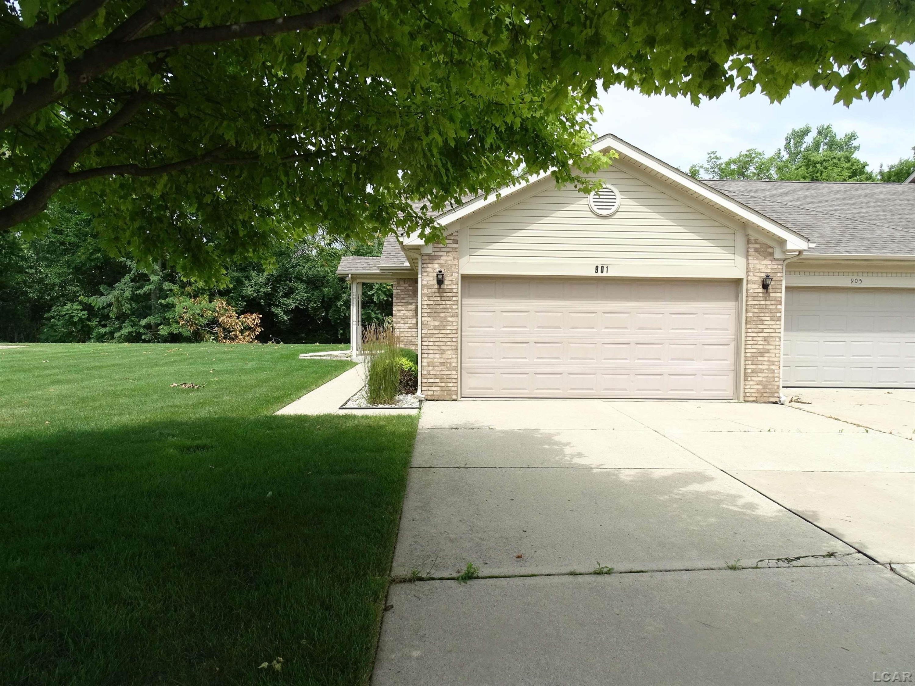 901 May Drive, Monroe, MI 48161 — Photo 7