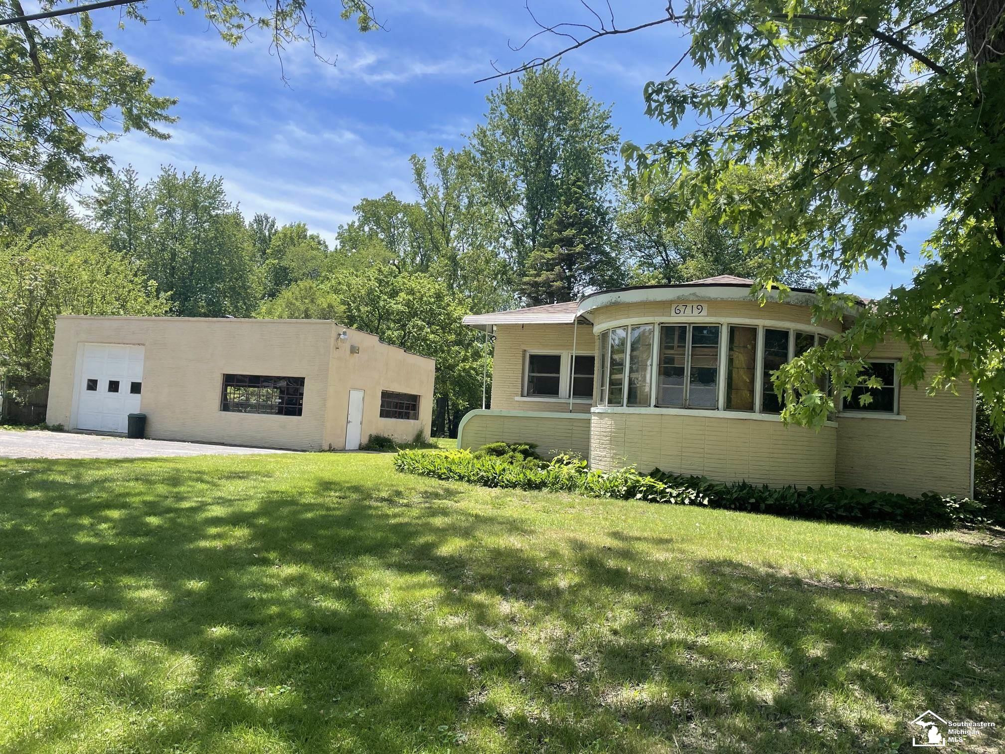 6719 Summerfield Road, Temperance, MI 48182 — front exterior