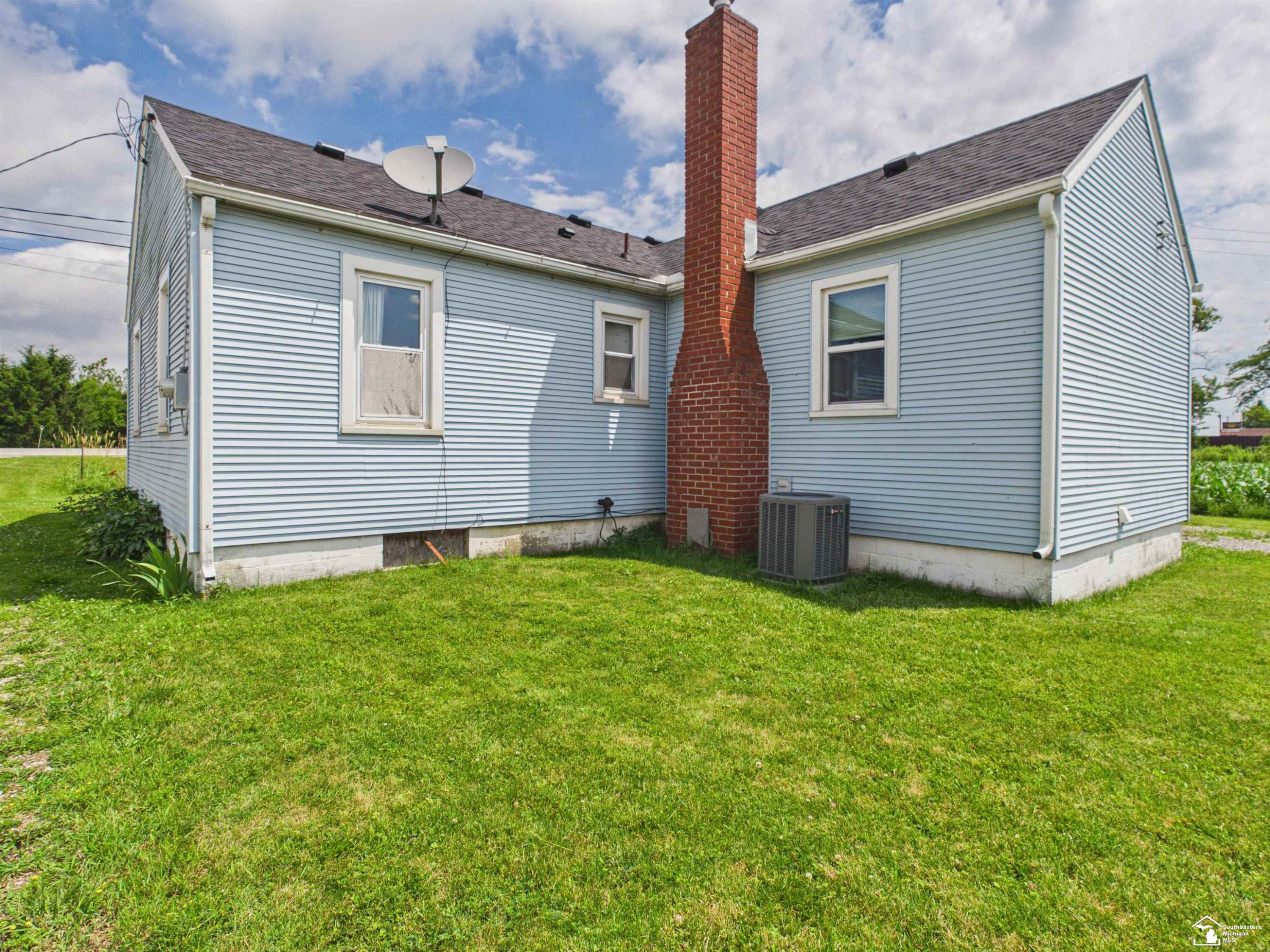 6519 US 223 Highway, MI 49267 — Photo 28