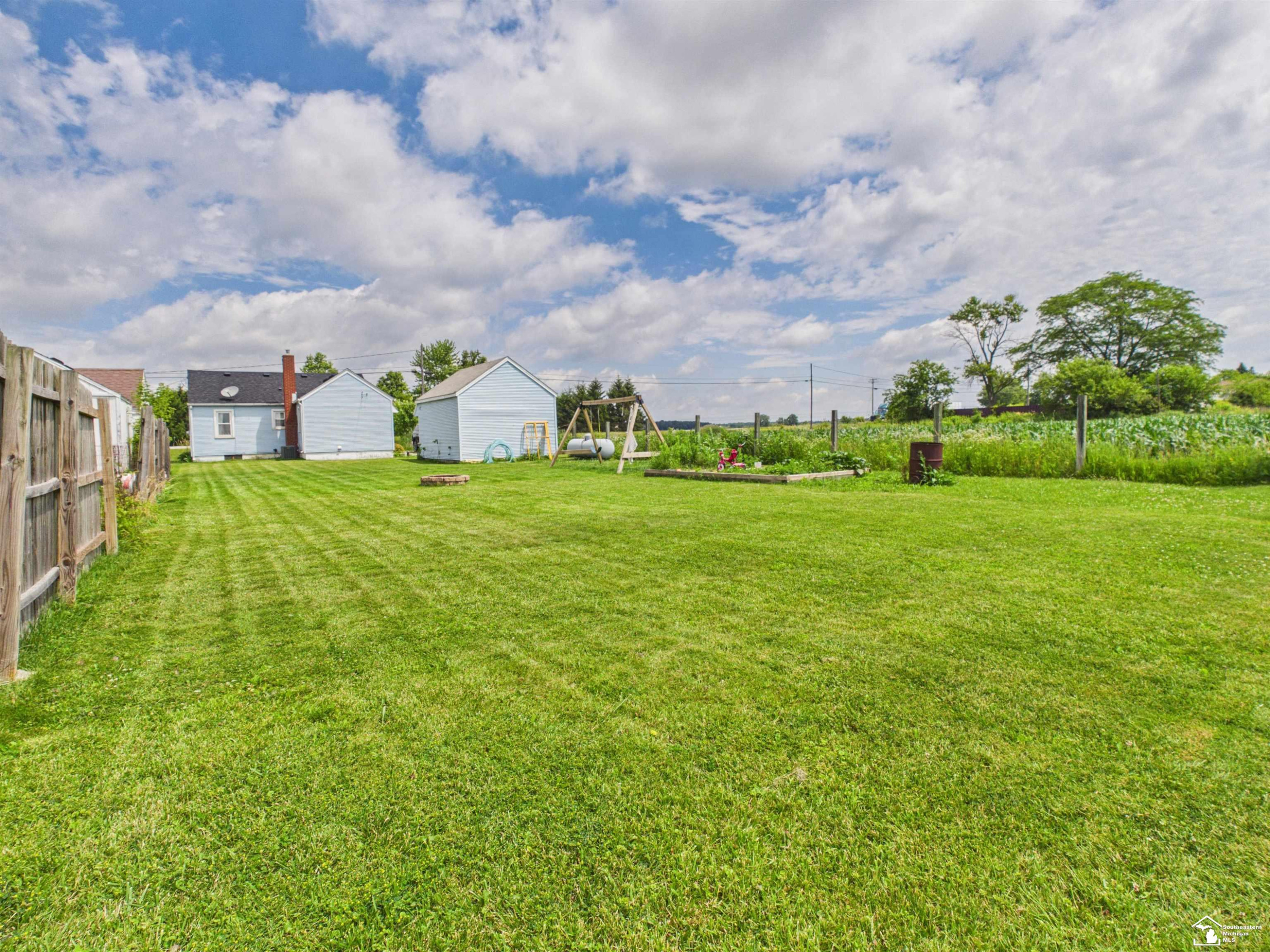 6519 US 223 Highway, MI 49267 — Photo 31