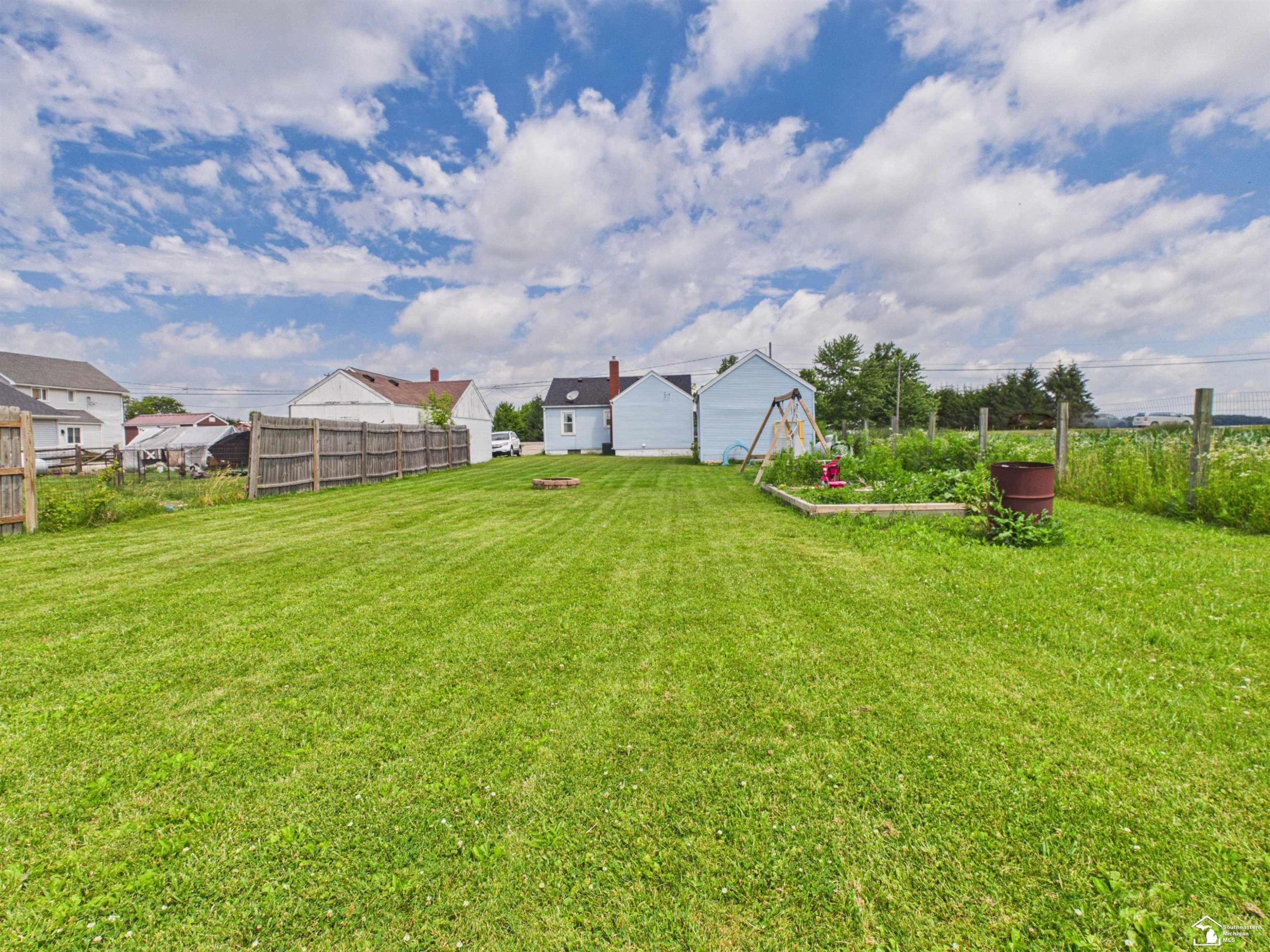 6519 US 223 Highway, MI 49267 — Photo 32