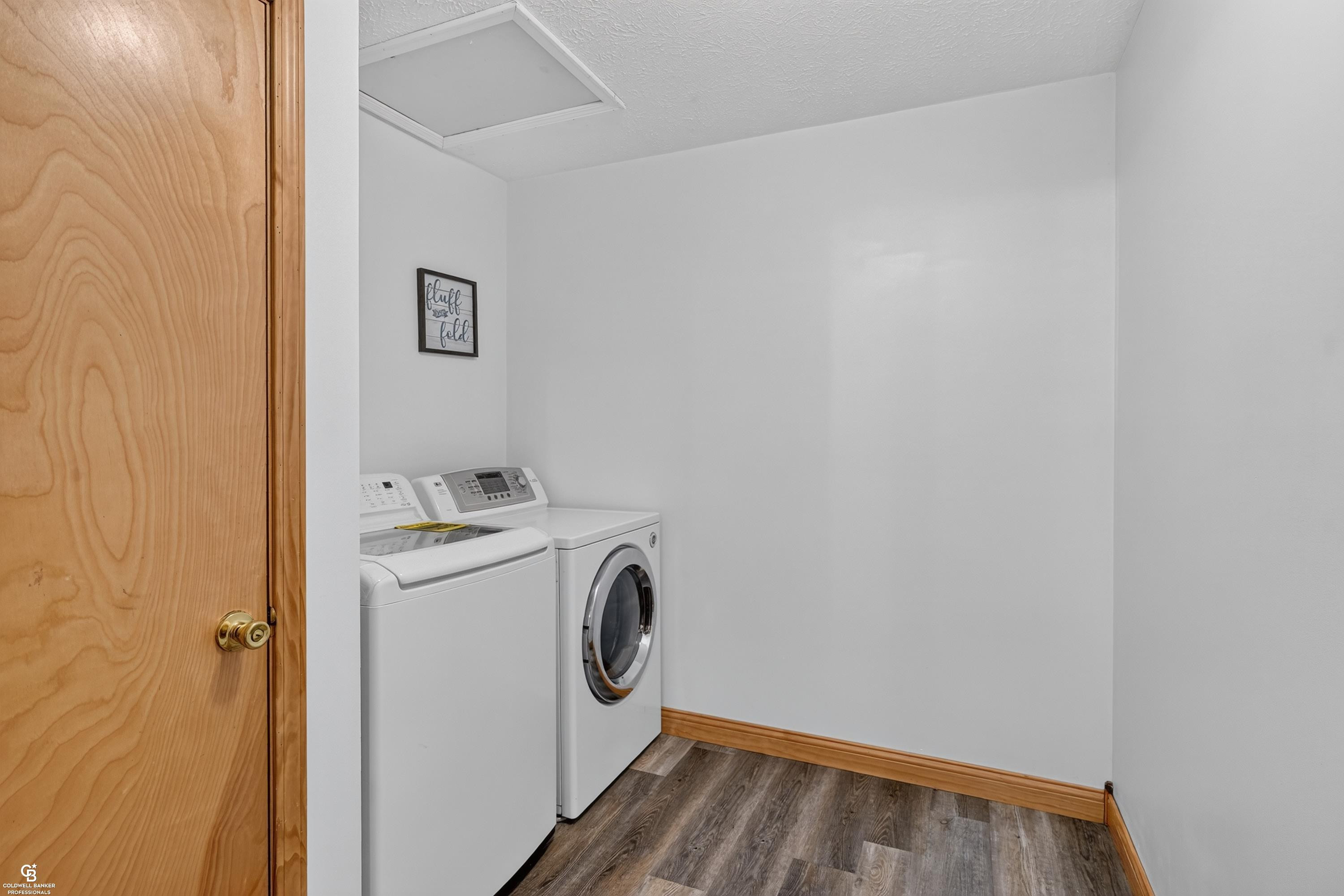 5077 N Belsay Road, Flint, MI 48506 — Photo 15