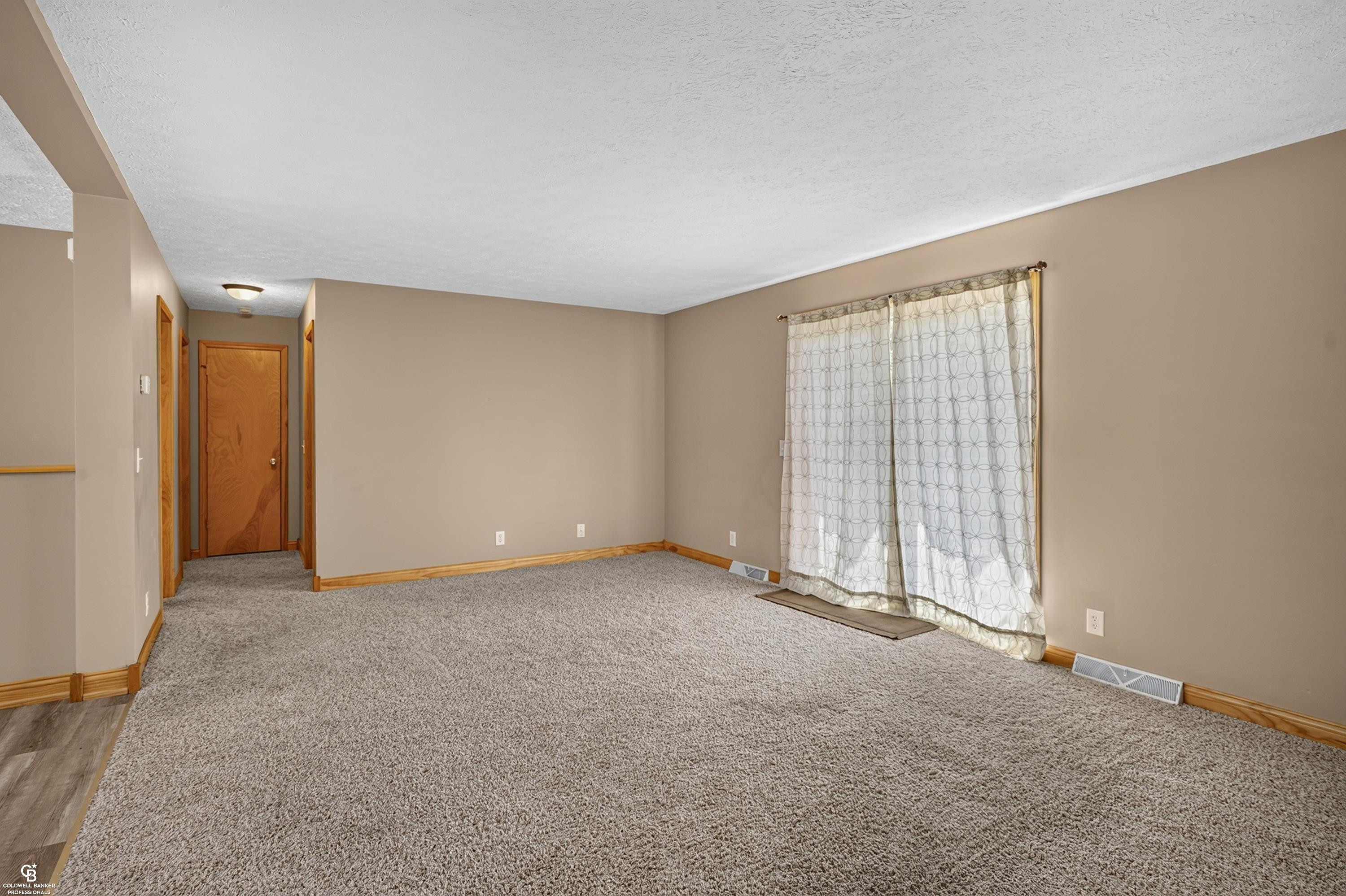5077 N Belsay Road, Flint, MI 48506 — Photo 16
