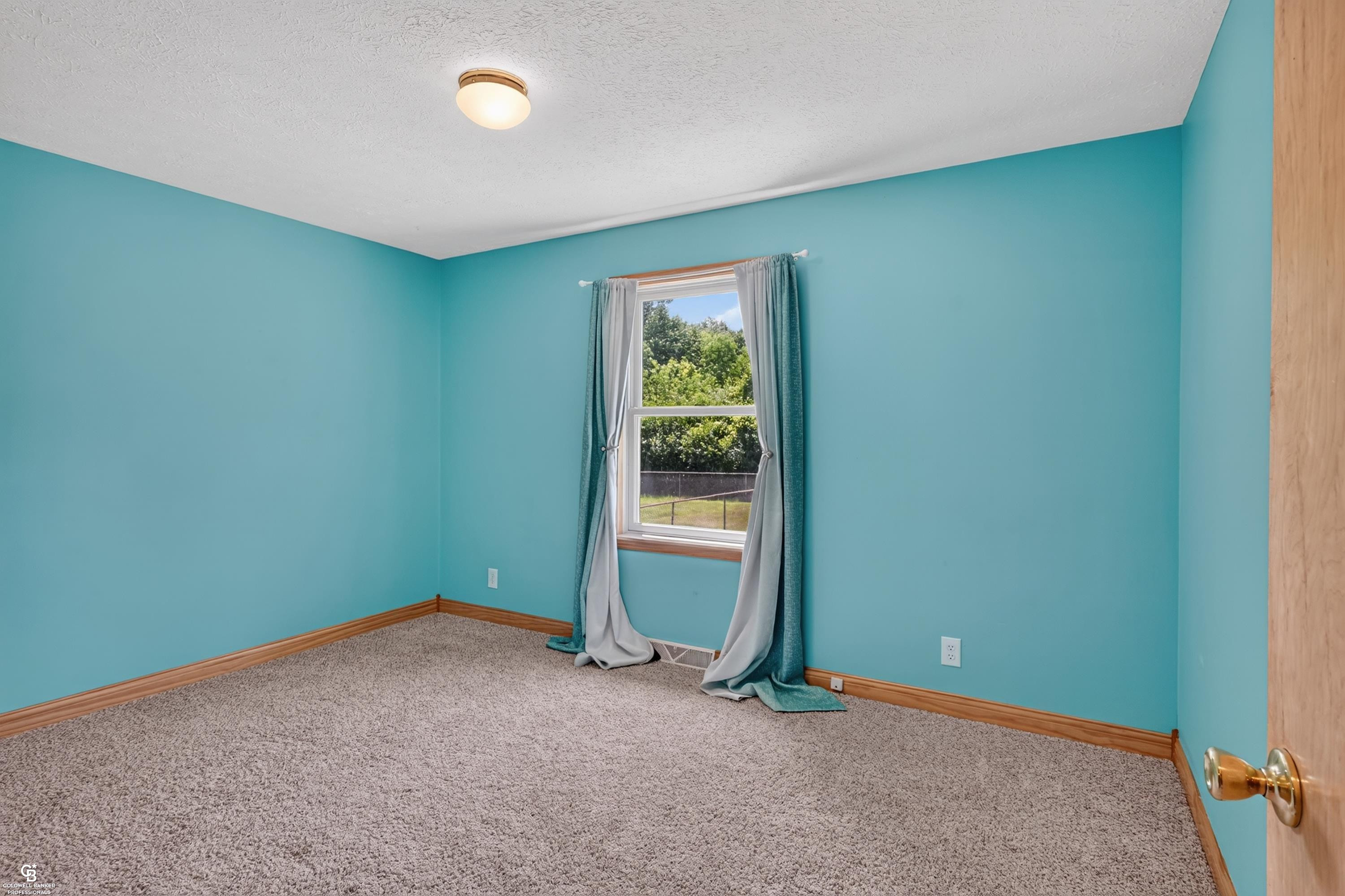 5077 N Belsay Road, Flint, MI 48506 — Photo 18