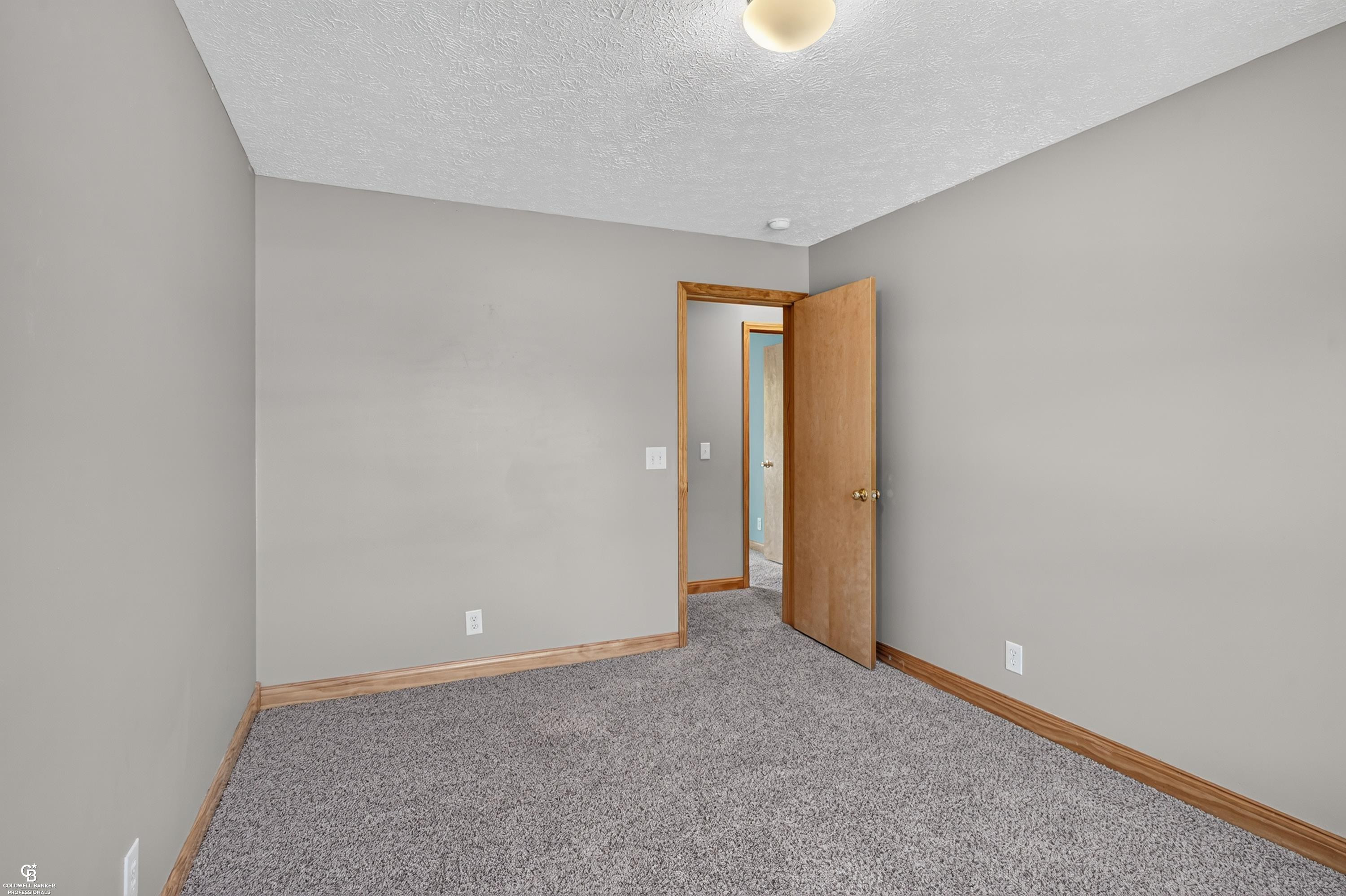 5077 N Belsay Road, Flint, MI 48506 — Photo 21