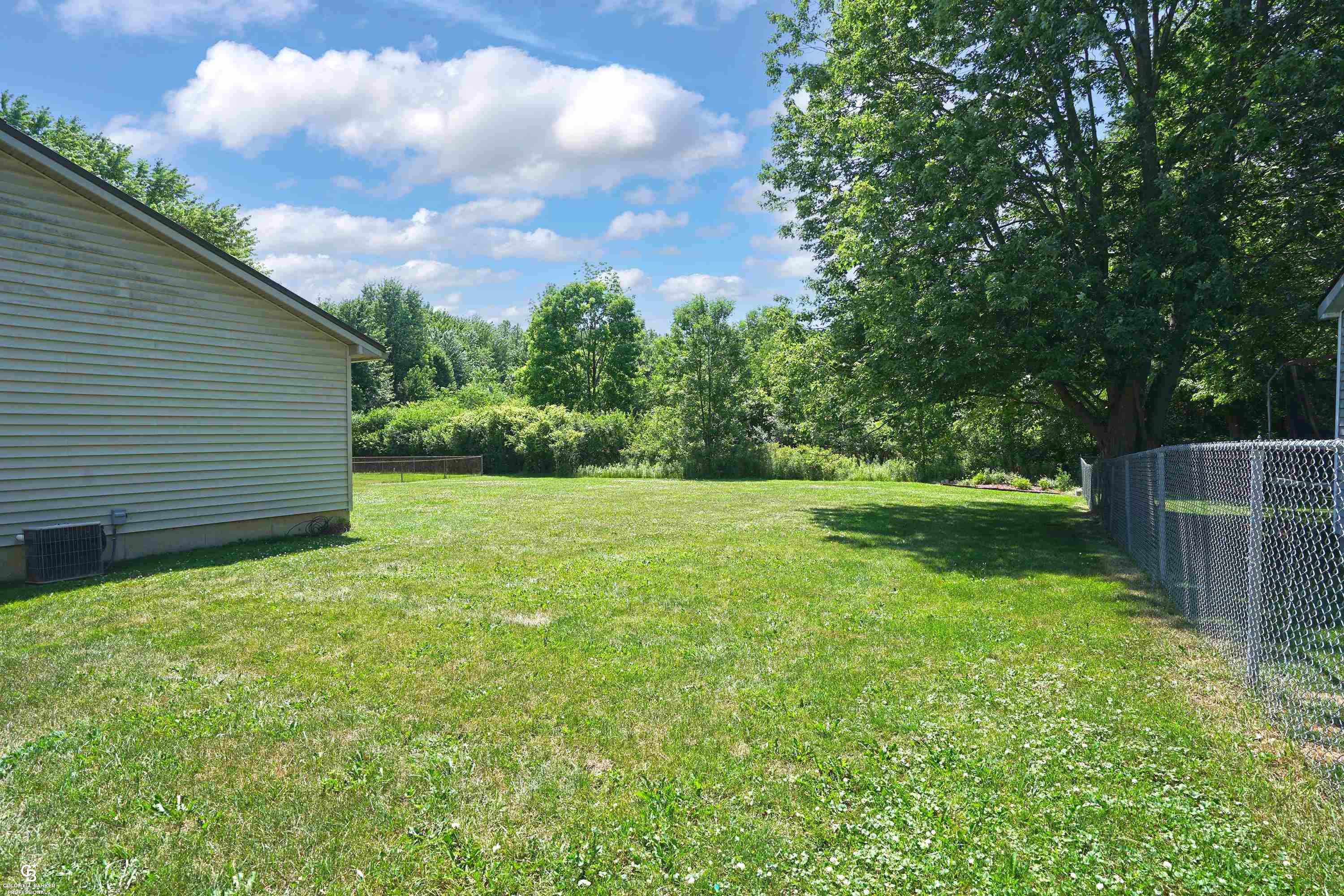 5077 N Belsay Road, Flint, MI 48506 — Photo 41