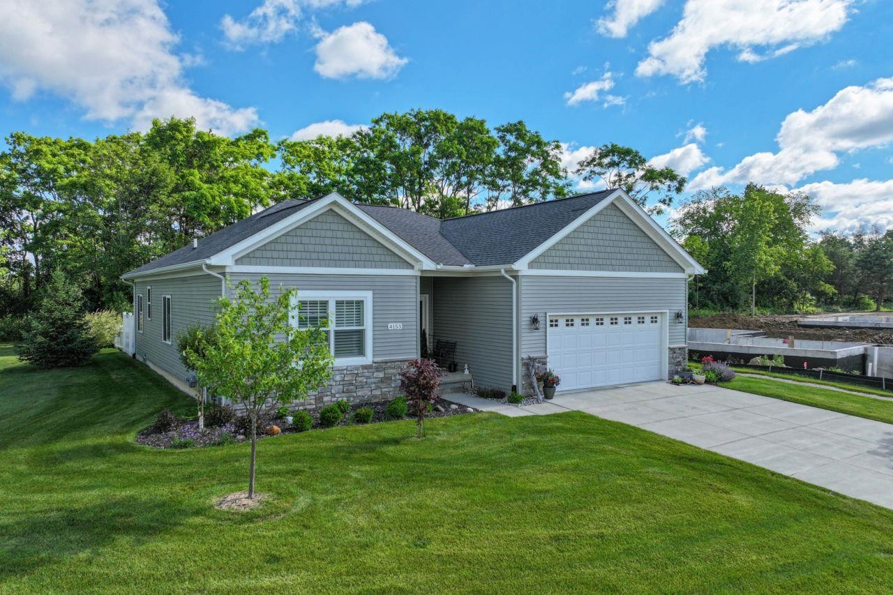 4153 Cedar Lane, Grand Blanc, MI 48439 — Photo 2