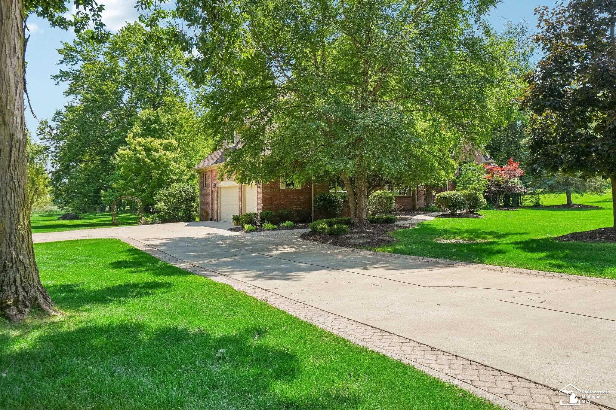 5322 N Meadow Court, Ann Arbor, MI 48105 — Photo 3