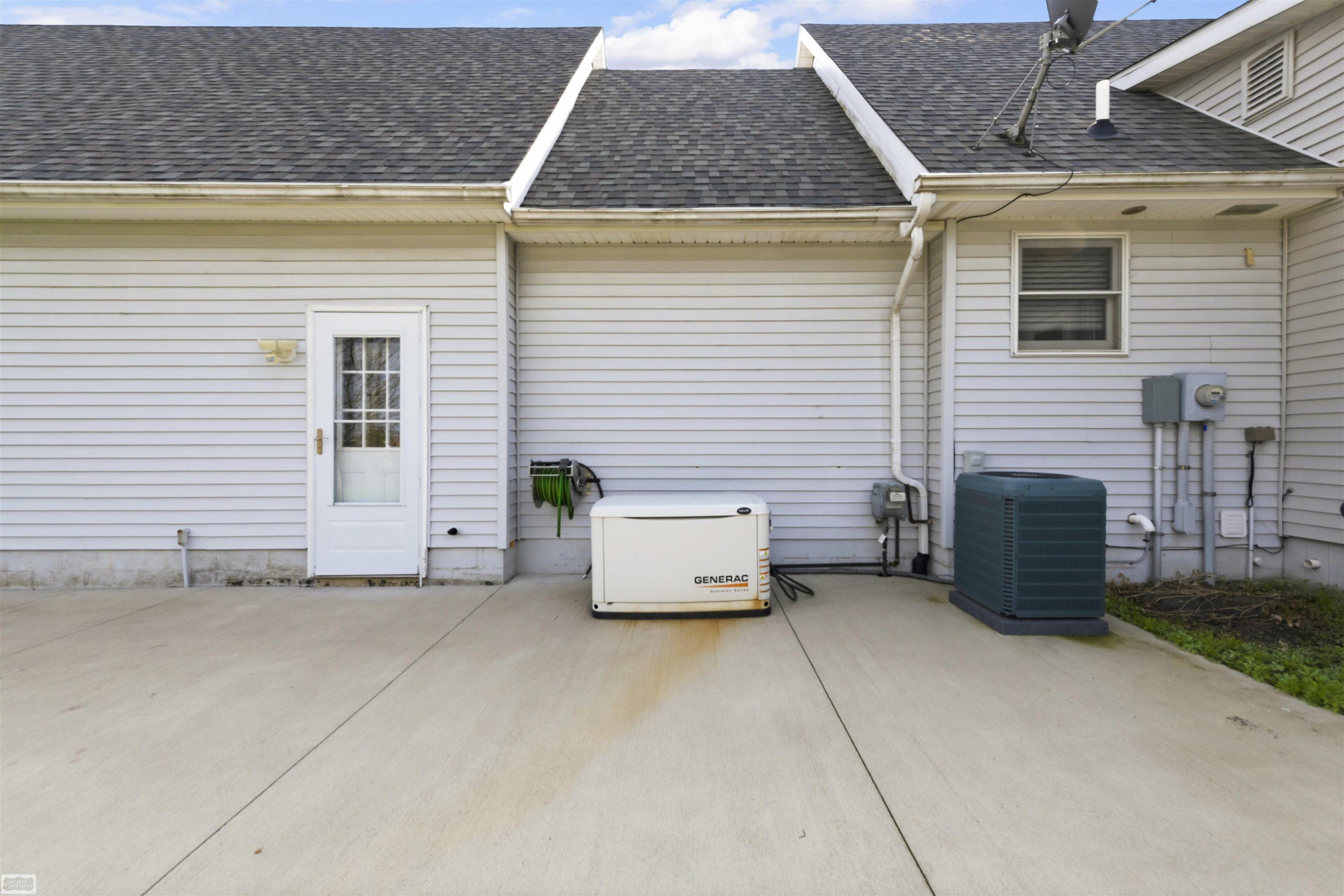 4453 Lone Oak Drive, Capac, MI 48014 — Photo 30