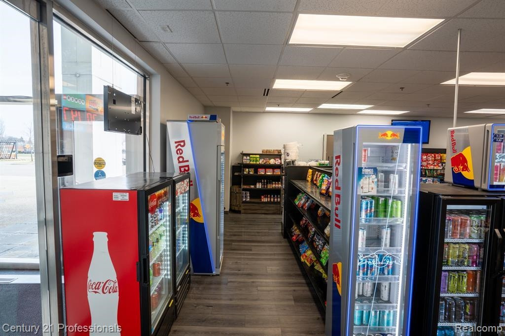 888 W Big Beaver - Troy Eatz Road, Troy, MI 48084 — Photo 6