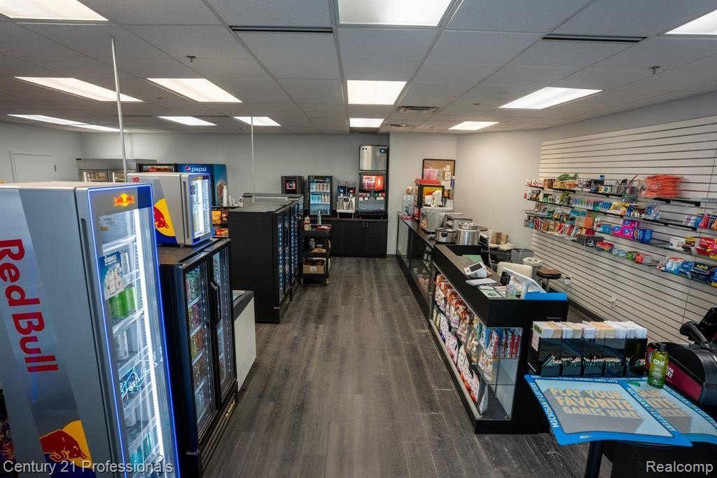 888 W Big Beaver - Troy Eatz Road, Troy, MI 48084 — Photo 21
