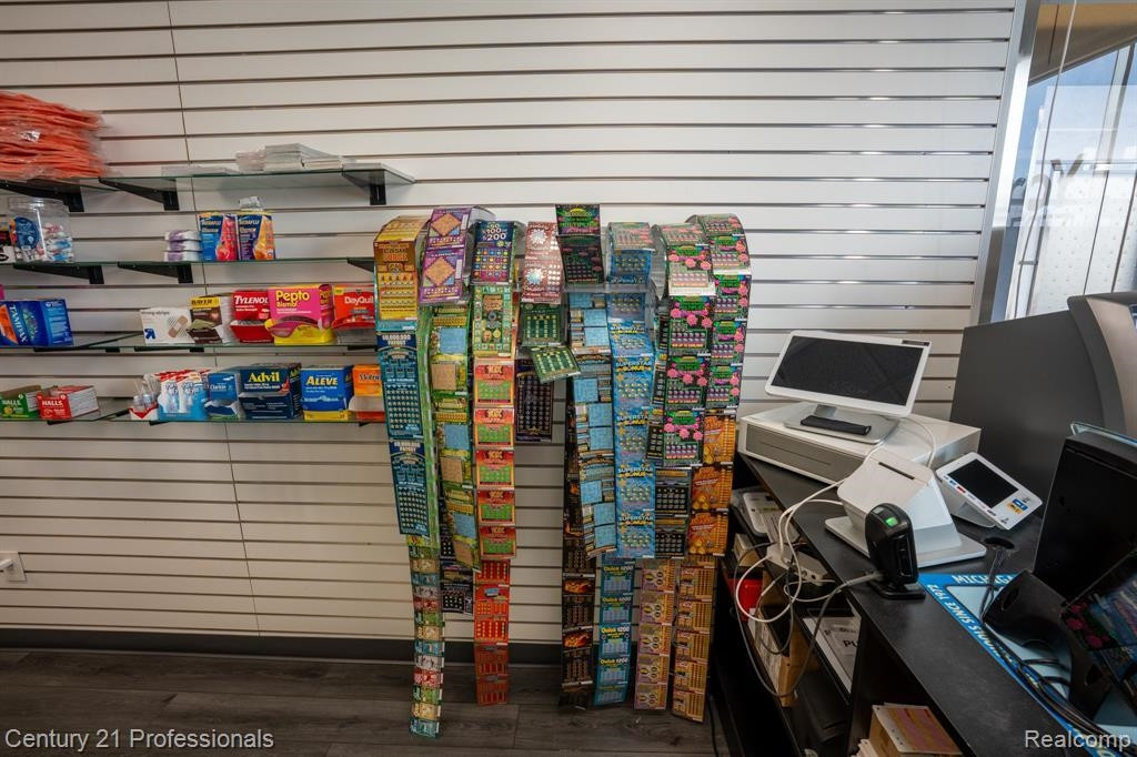 888 W Big Beaver - Troy Eatz Road, Troy, MI 48084 — Photo 25