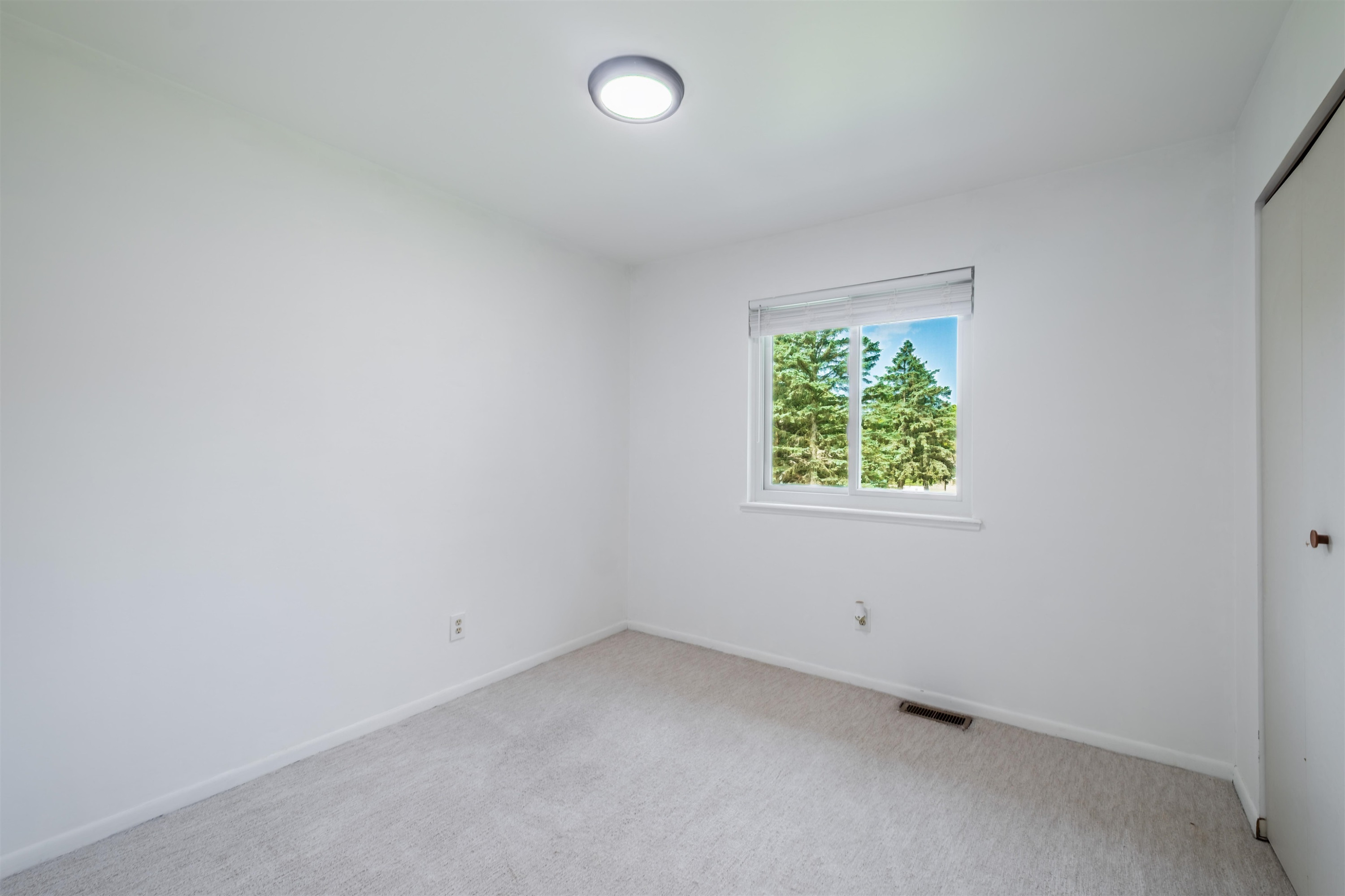 5214 Regimental Banner Drive, Grand Blanc, MI 48439 — Photo 21