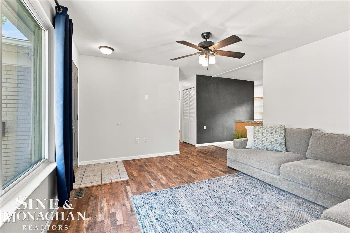 855 Georgia Street, Marysville, MI 48040 — Photo 5