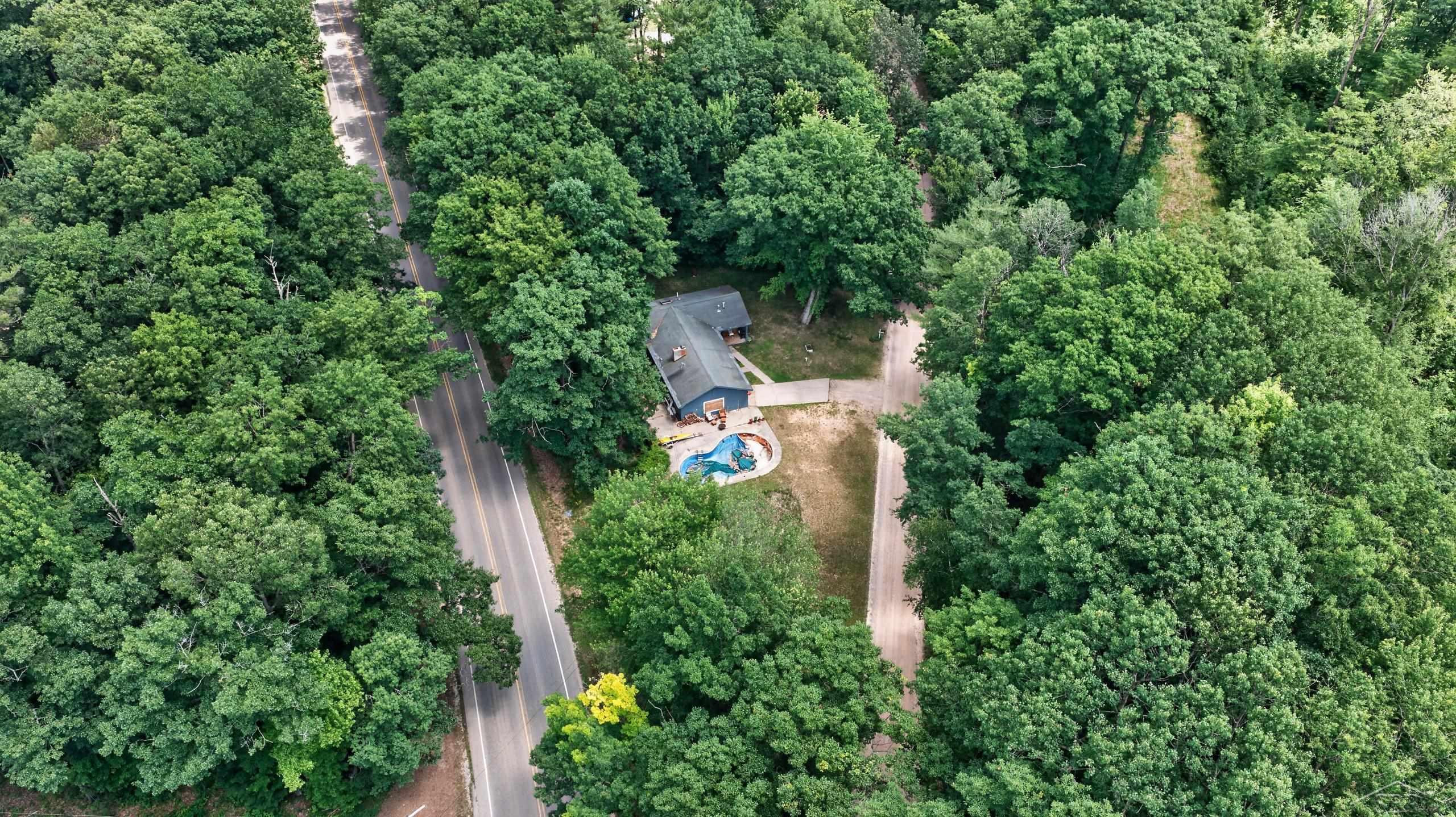 4350 E Arnold Lake Road, Harrison, MI 48625 — Photo 36