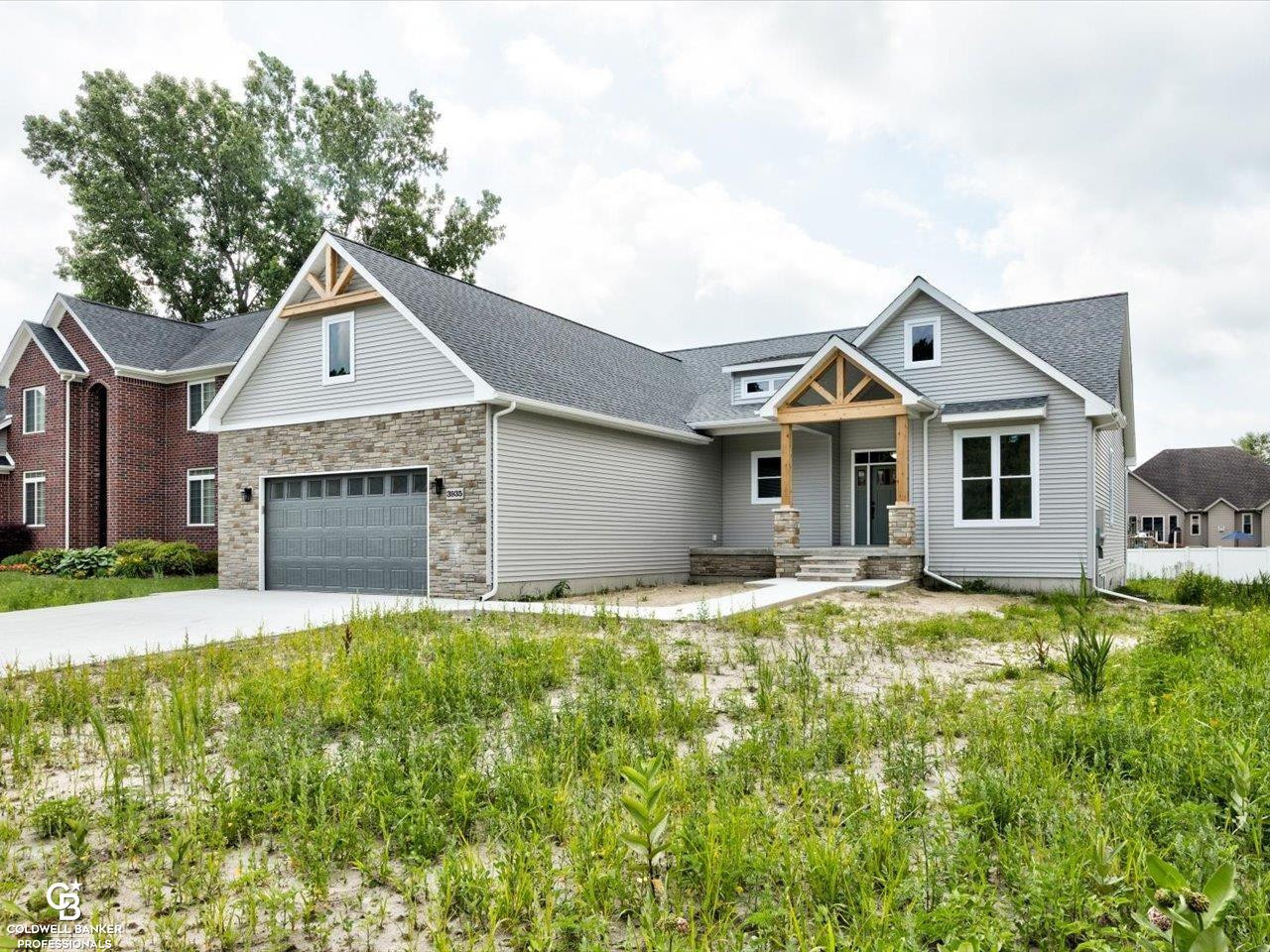 3935 Capital Avenue, MI 48059 — Photo 2