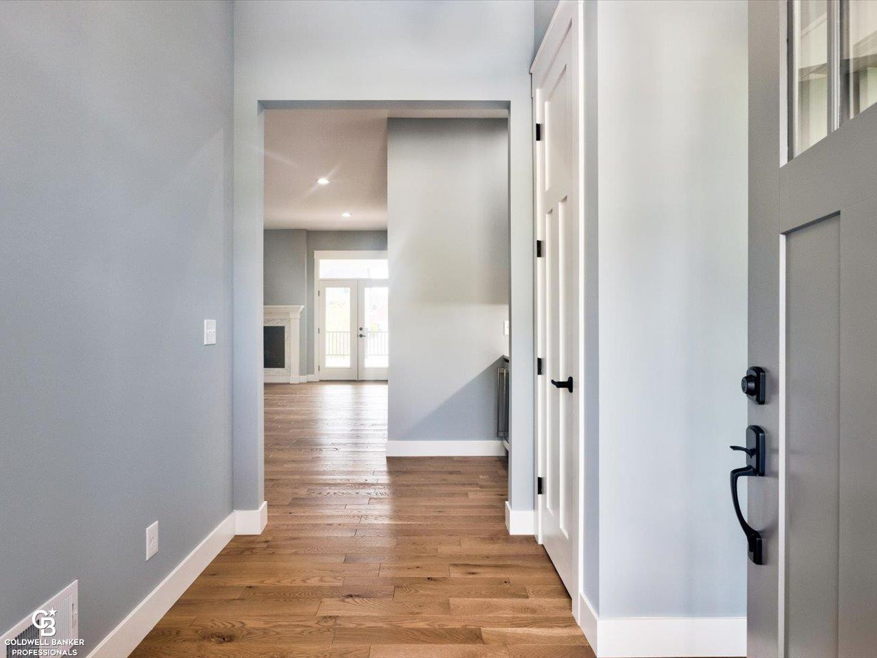 3935 Capital Avenue, MI 48059 — Photo 4
